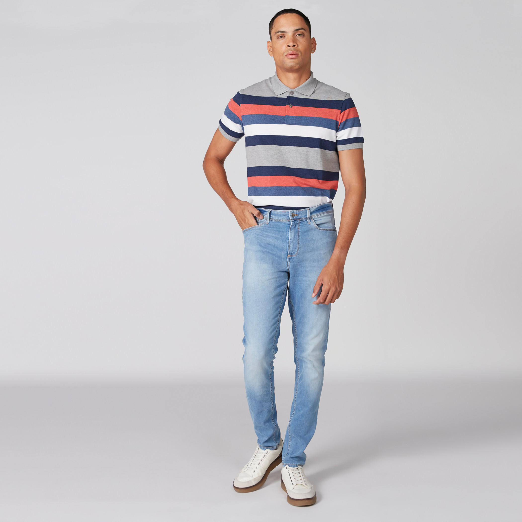بنطال جينز طويل بزر إغلاق وجيوب-men-clothing-bottoms-jeans-image-1