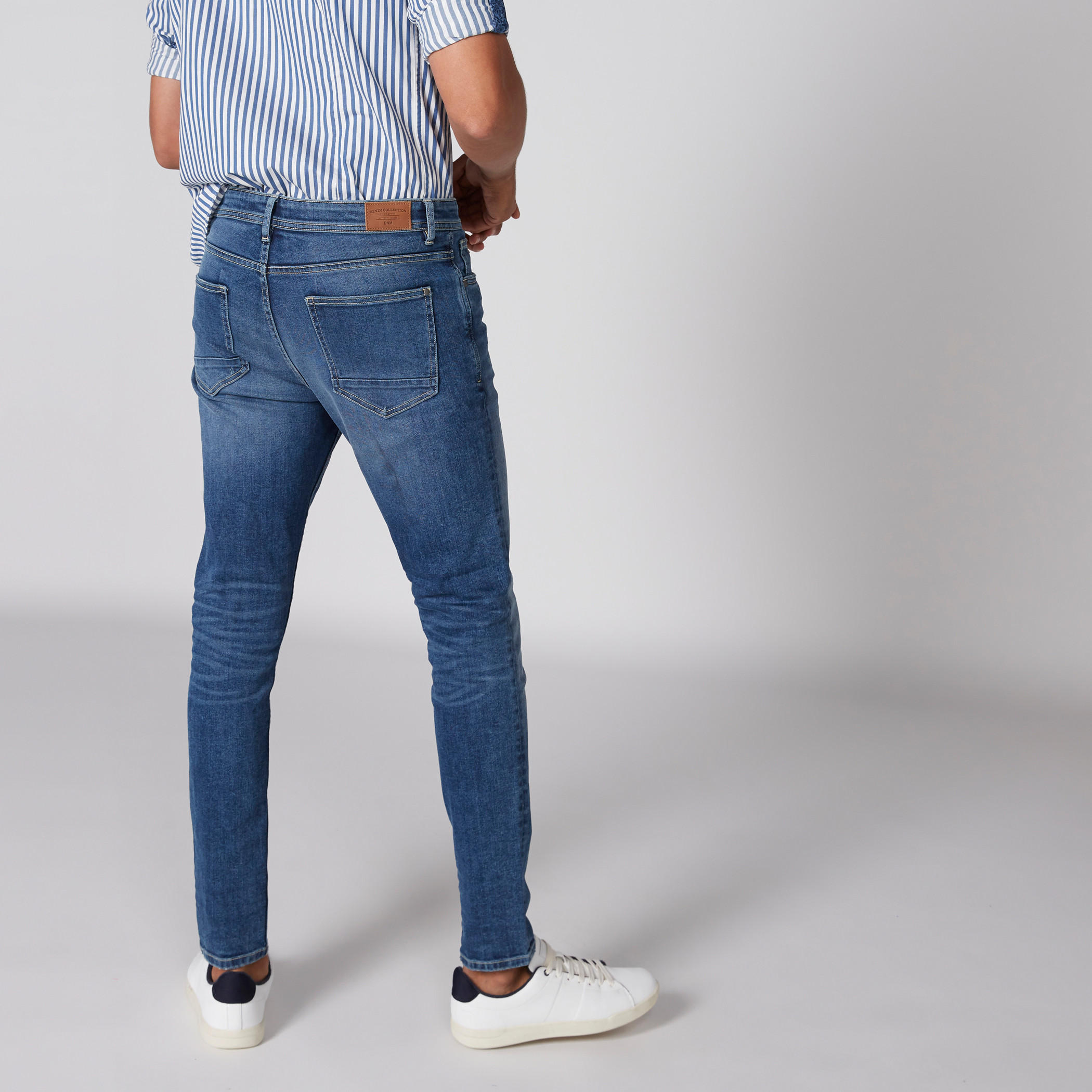 بنطال جينز طويل بجيوب-men-clothing-bottoms-jeans-image-2