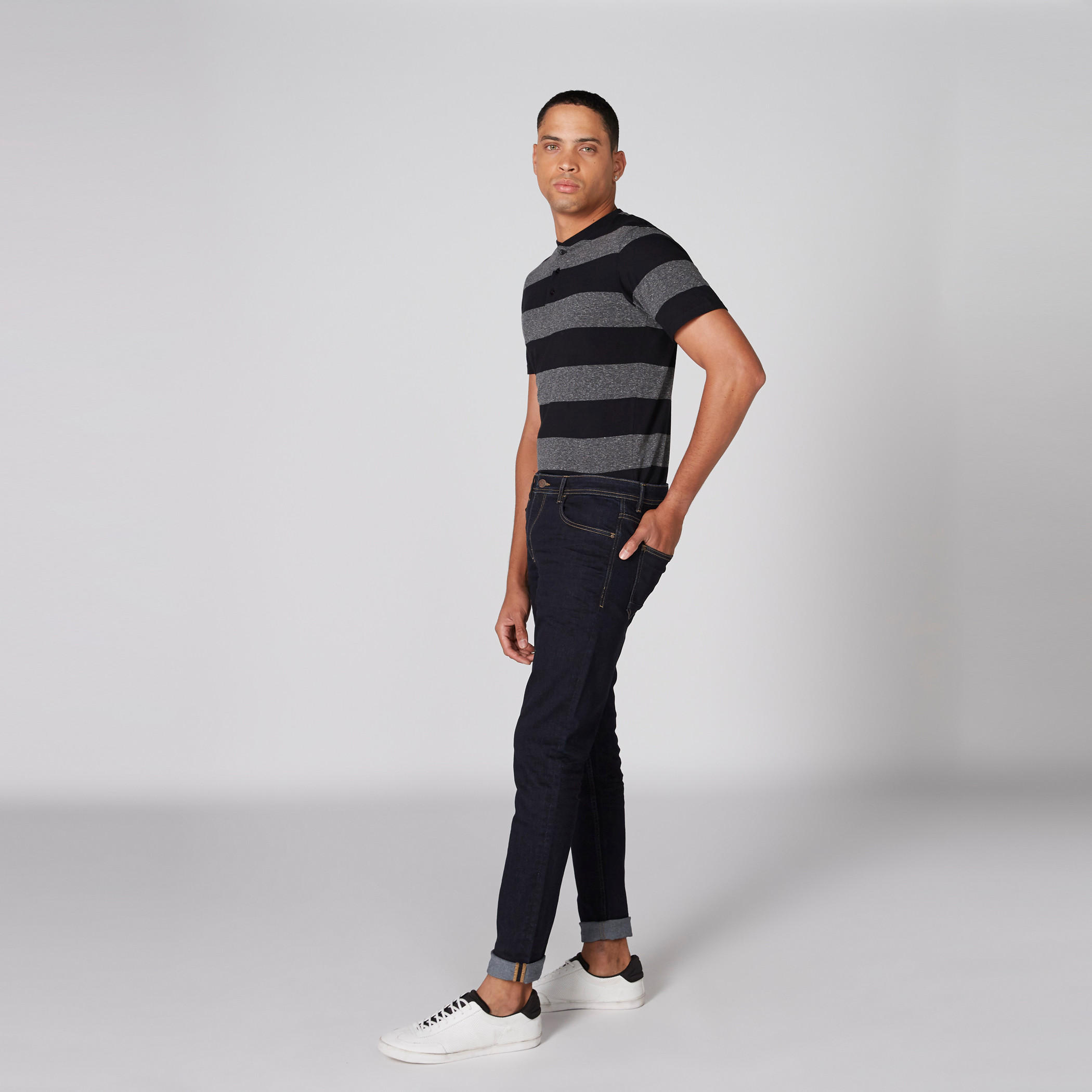 بنطال جينز طويل بزر إغلاق وجيوب-men-clothing-bottoms-jeans-image-3
