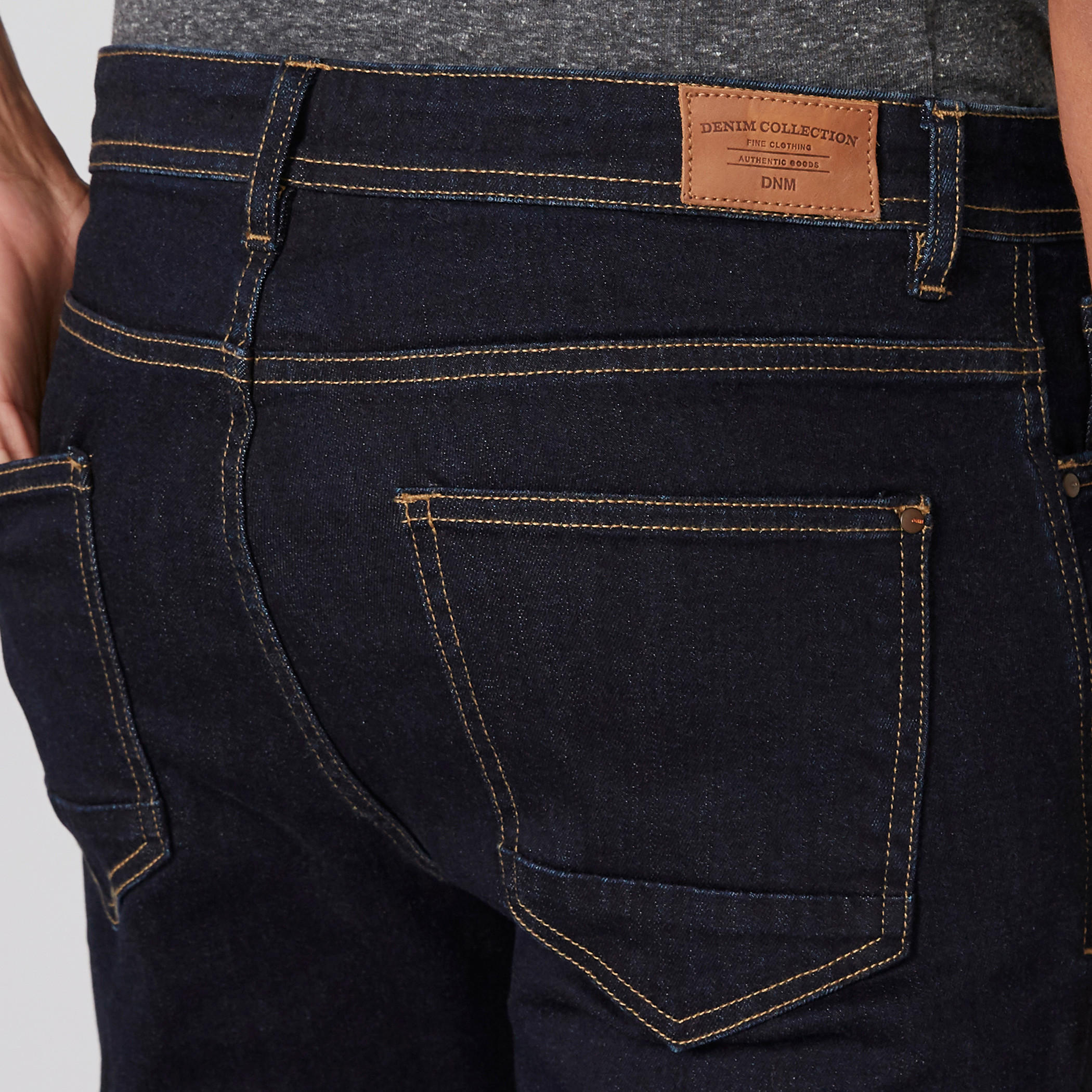 بنطال جينز طويل بزر إغلاق وجيوب-men-clothing-bottoms-jeans-image-4
