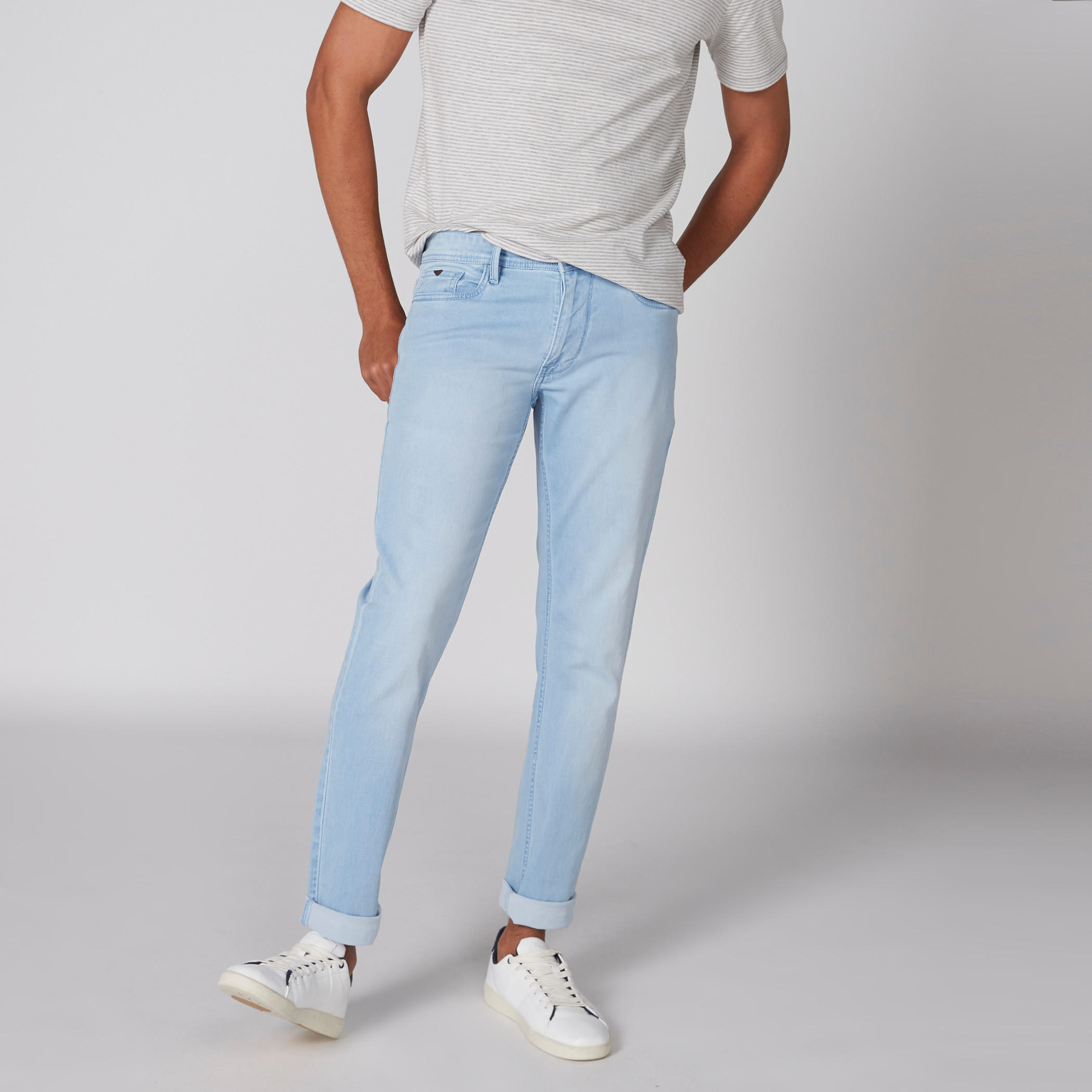 بنطال جينز طويل بزر إغلاق وجيوب-men-clothing-bottoms-jeans-image-1
