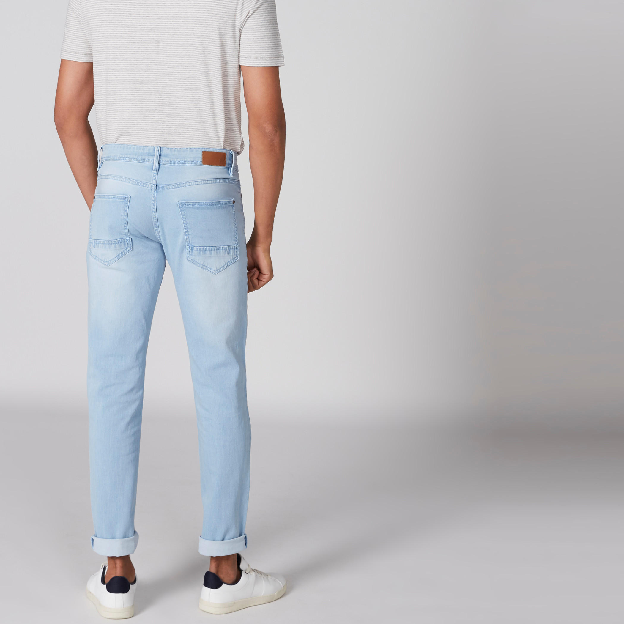 بنطال جينز طويل بزر إغلاق وجيوب-men-clothing-bottoms-jeans-image-2