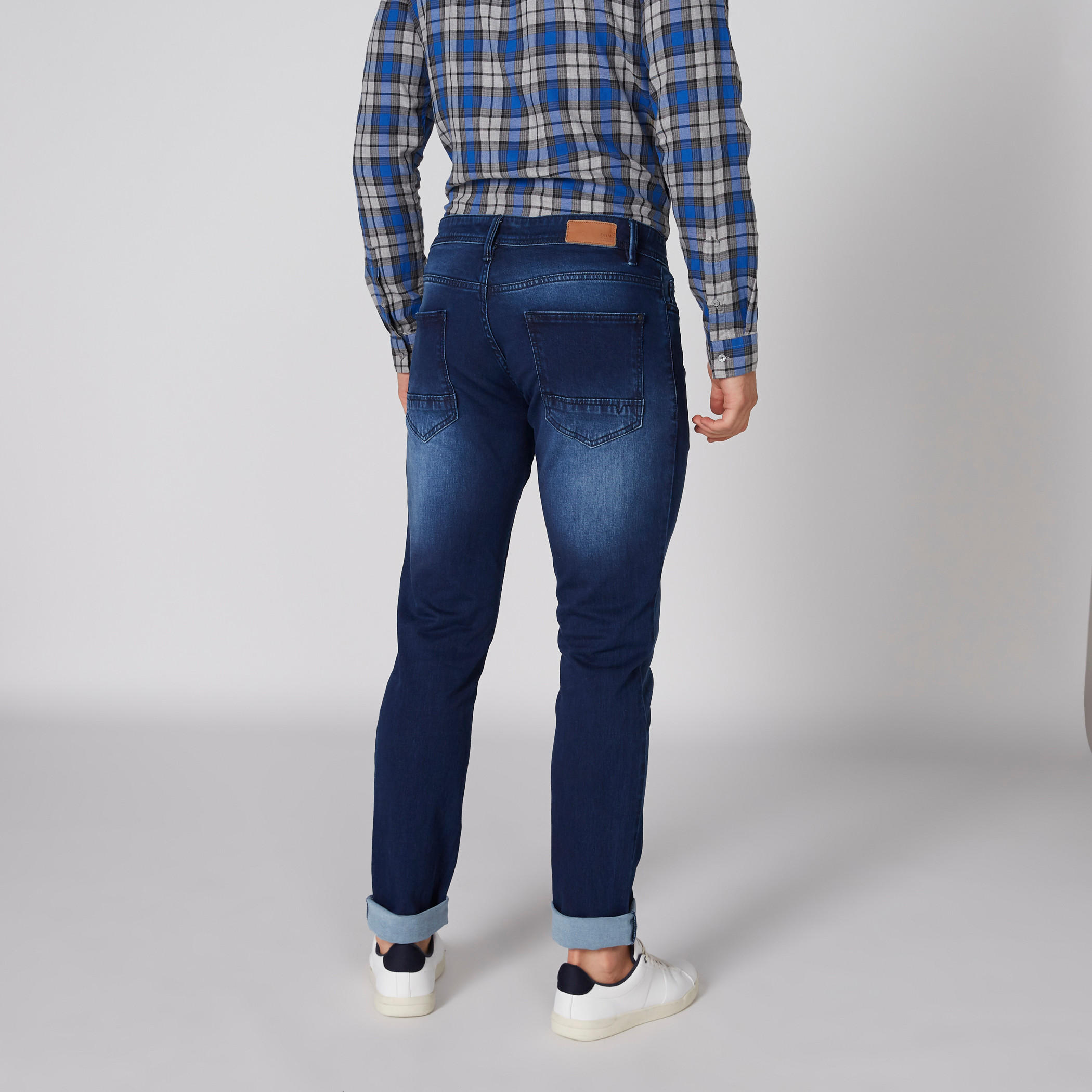 بنطال جينز طويل بزر إغلاق وجيوب-men-clothing-bottoms-jeans-image-2