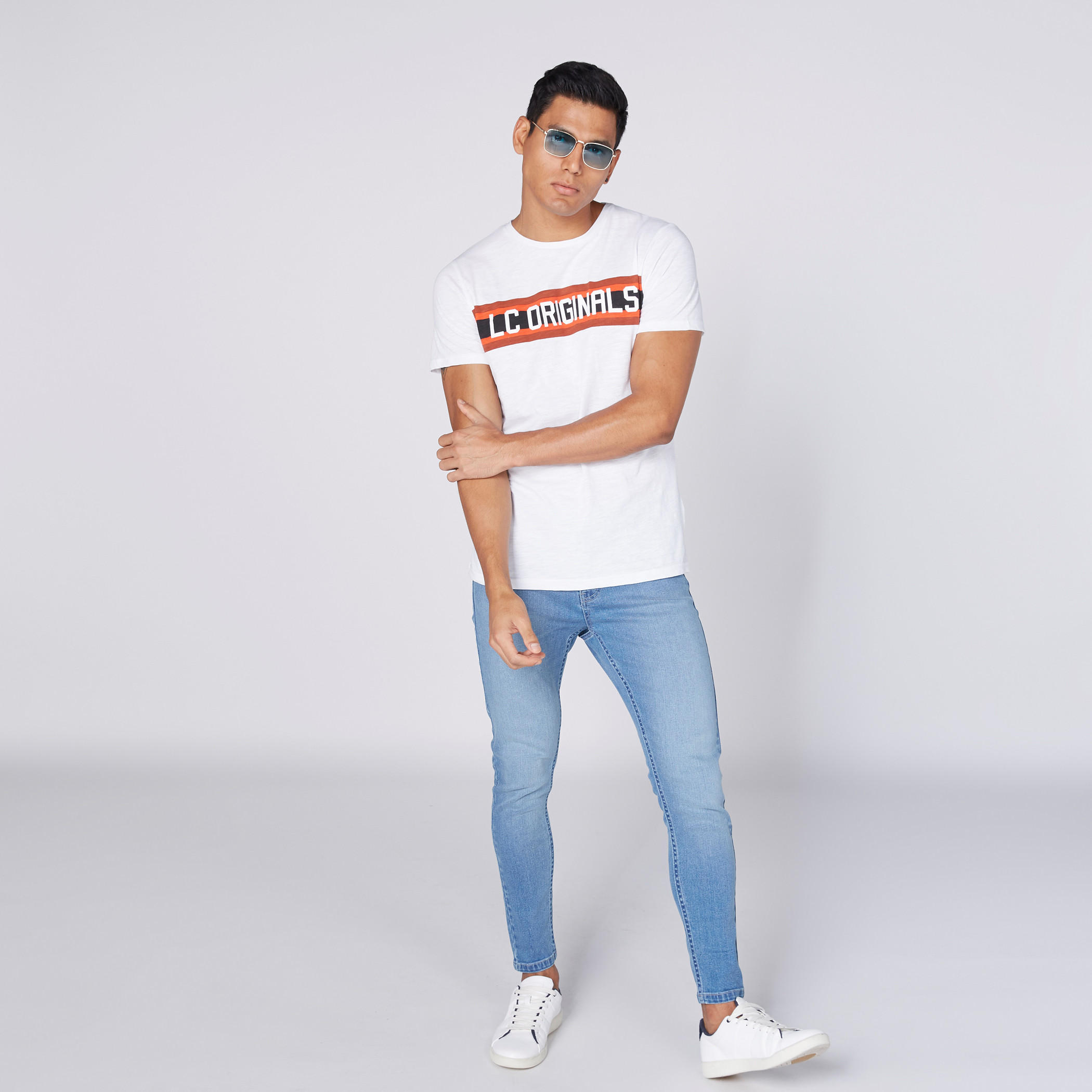 بنطال جينز مطابق للجسم بخصر متوسط الارتفاع-men-clothing-bottoms-jeans-image-1