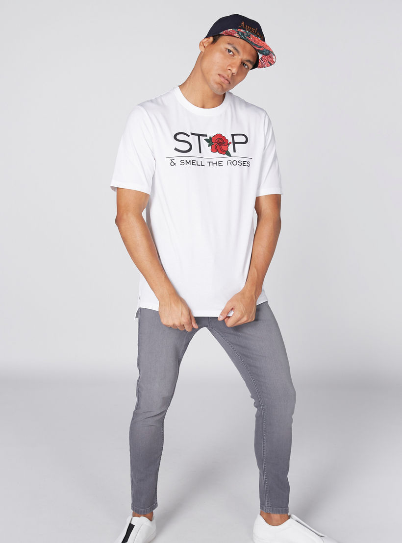 بنطال جينز مطابق للجسم بخصر متوسط الارتفاع-men-clothing-bottoms-jeans-image-1