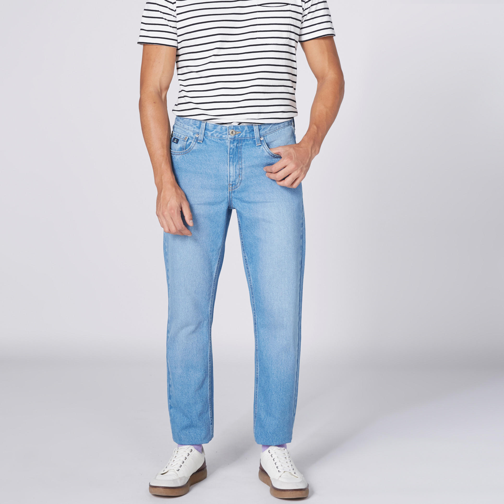 بنطال جينز بقصّة مستقيمة وخصر منخفض-men-clothing-bottoms-jeans-image-2