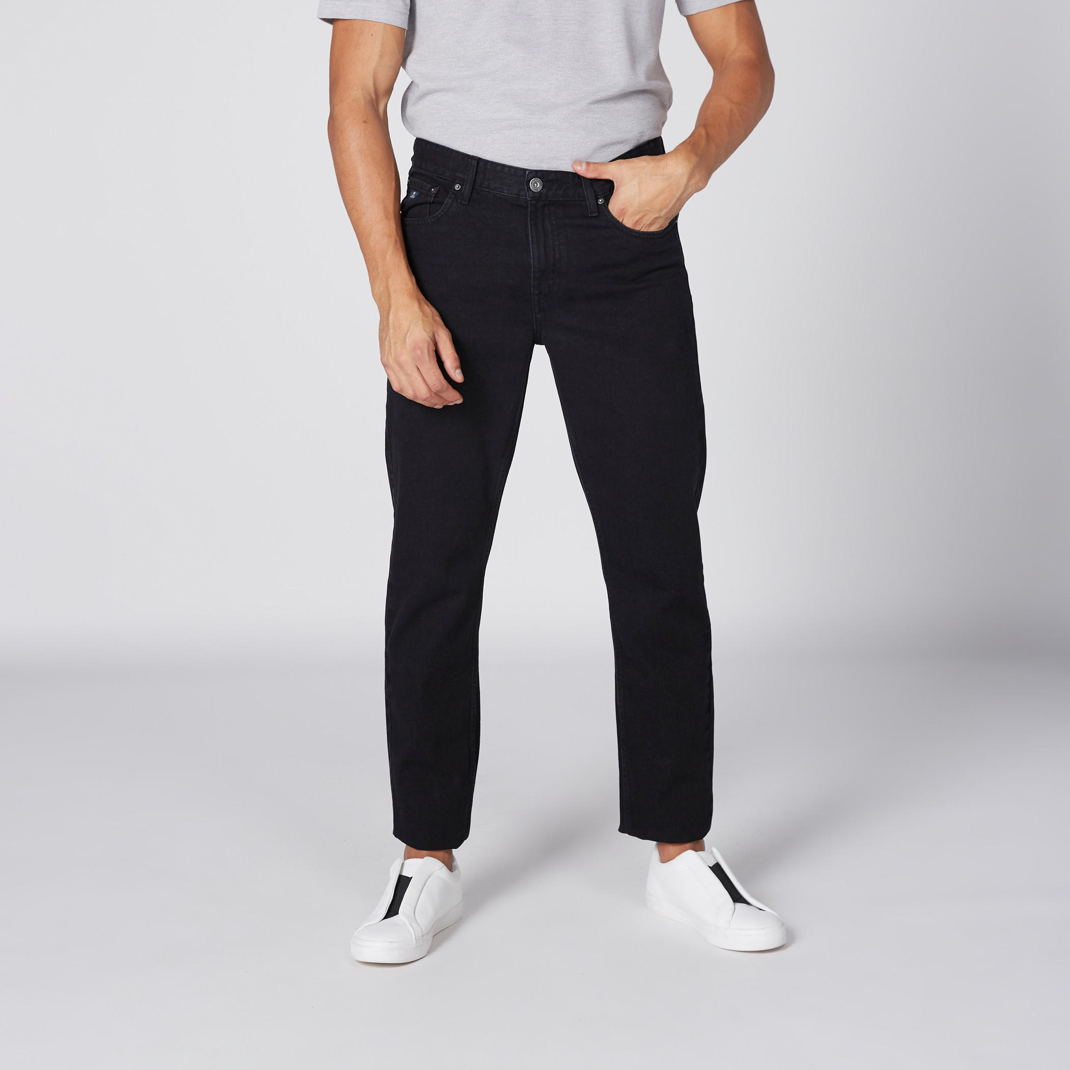 بنطال جينز بقصّة مستقيمة وخصر منخفض-men-clothing-bottoms-jeans-image-5