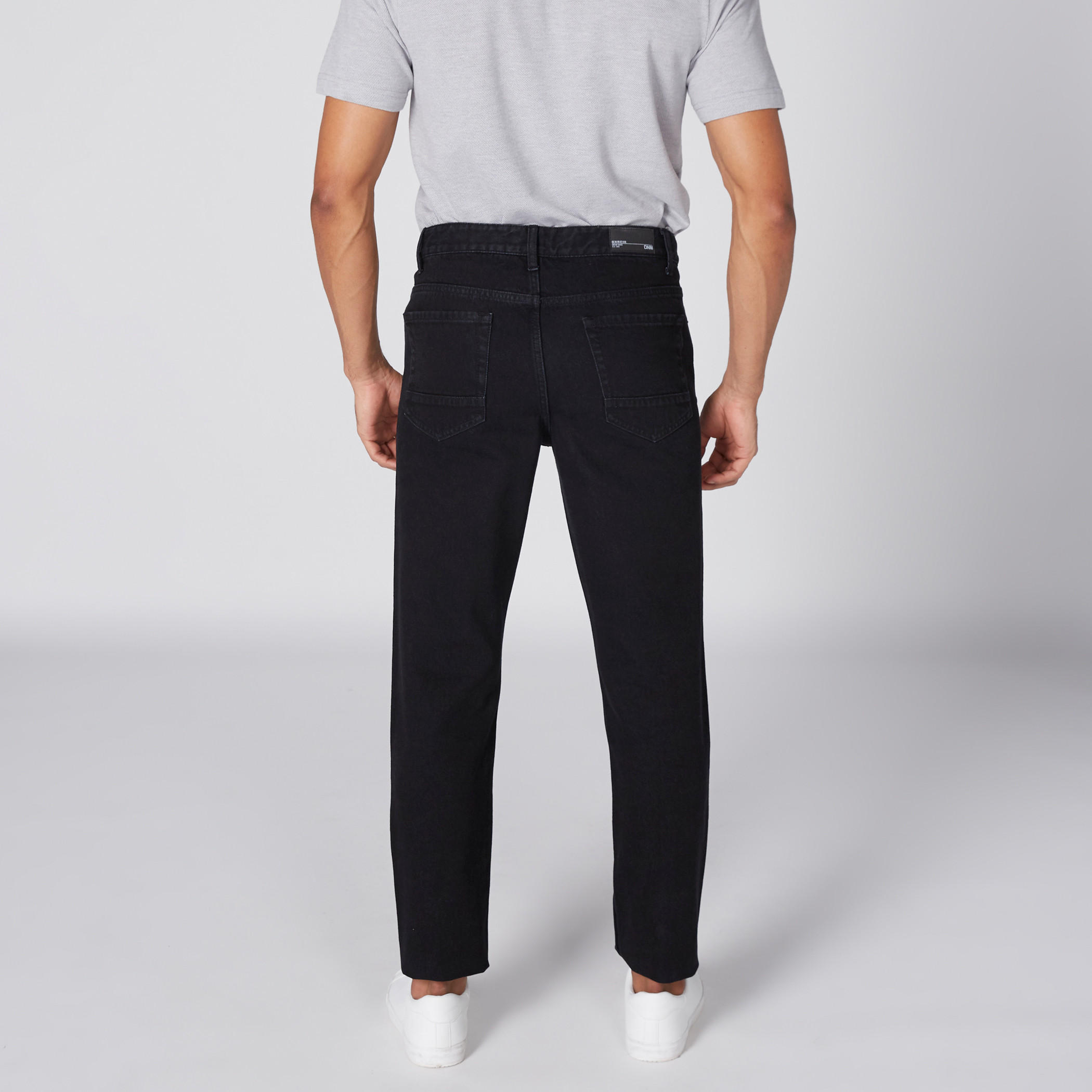بنطال جينز بقصّة مستقيمة وخصر منخفض-men-clothing-bottoms-jeans-image-3