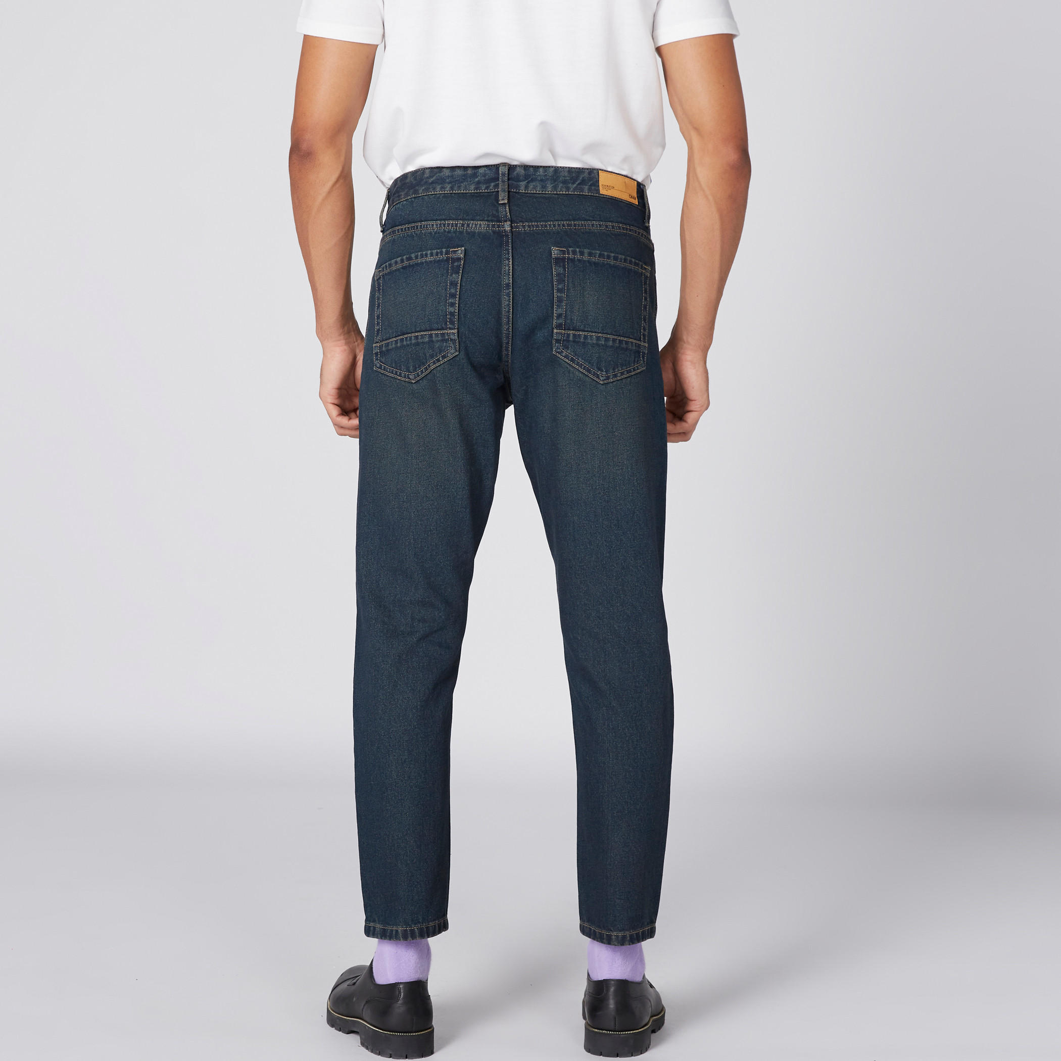 بنطال جينز طويل بزر وجيوب-men-clothing-bottoms-jeans-image-5