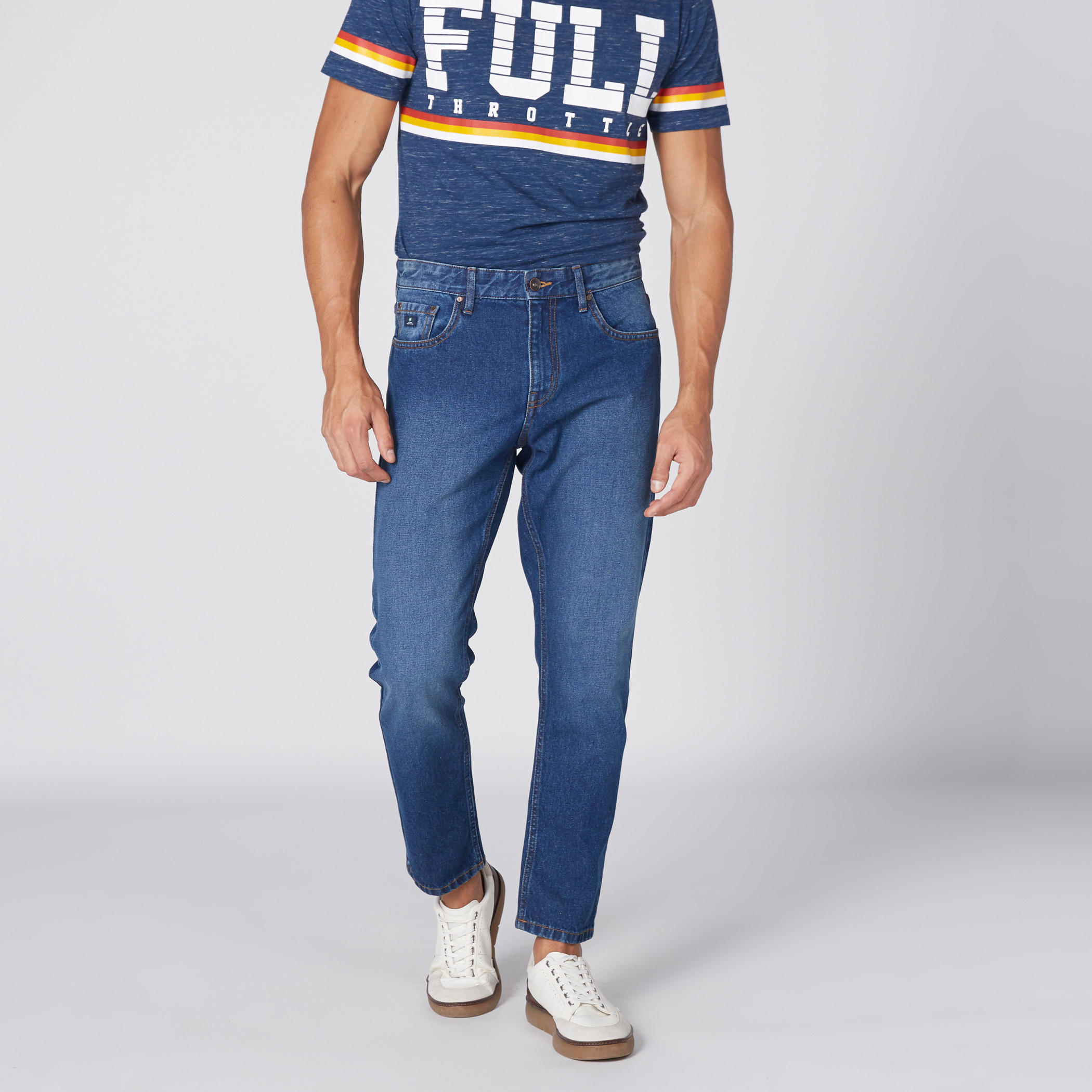 بنطال جينز طويل بزر إغلاق وجيوب-men-clothing-bottoms-jeans-image-2