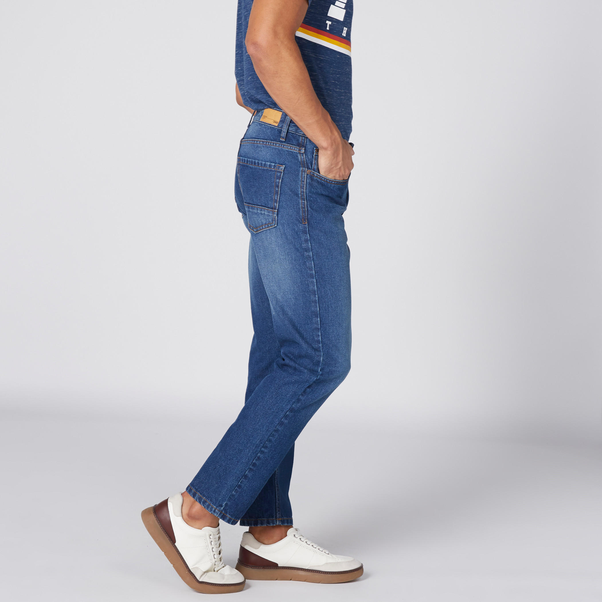 بنطال جينز طويل بزر إغلاق وجيوب-men-clothing-bottoms-jeans-image-3