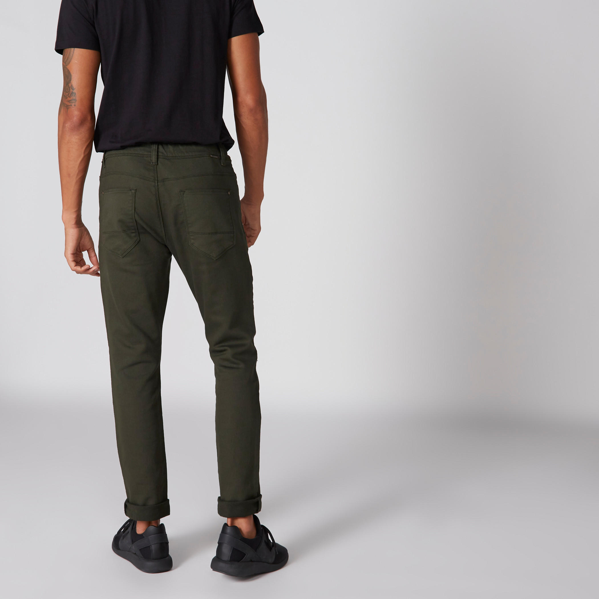 بنطال جينز طويل بجيوب وزر إغلاق-men-clothing-bottoms-jeans-image-2