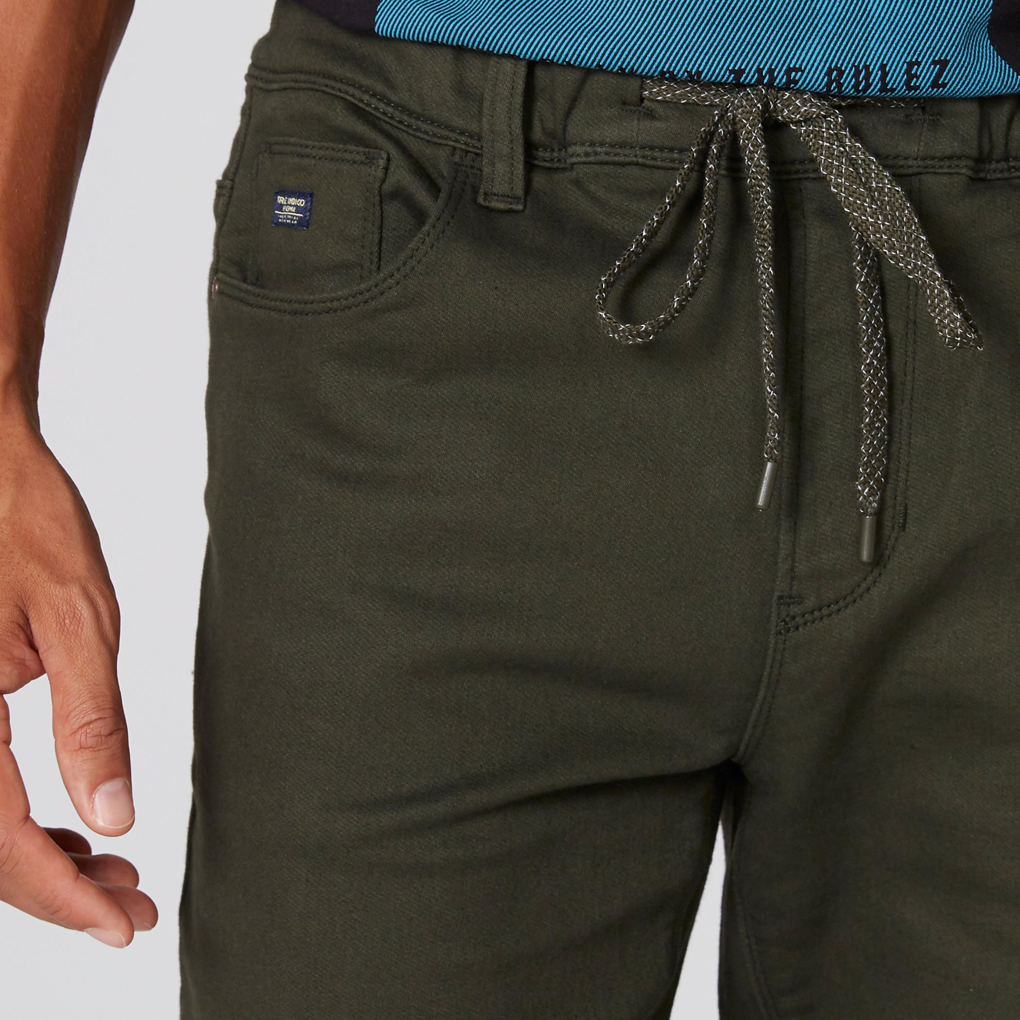 بنطال جينز طويل بجيوب وزر إغلاق-men-clothing-bottoms-jeans-image-4
