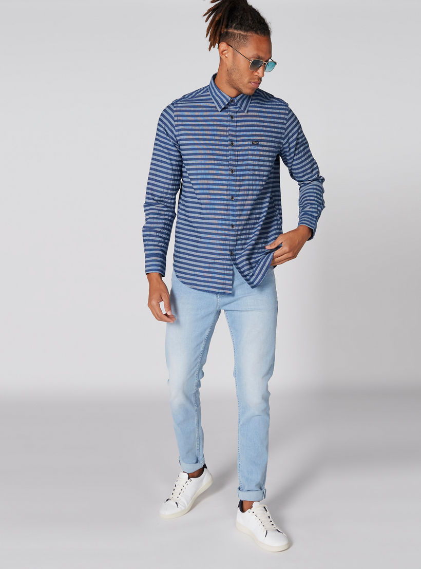 بنطال جينز طويل بقصّة ضيّقة وزر إغلاق وجيوب-men-clothing-bottoms-jeans-image-3