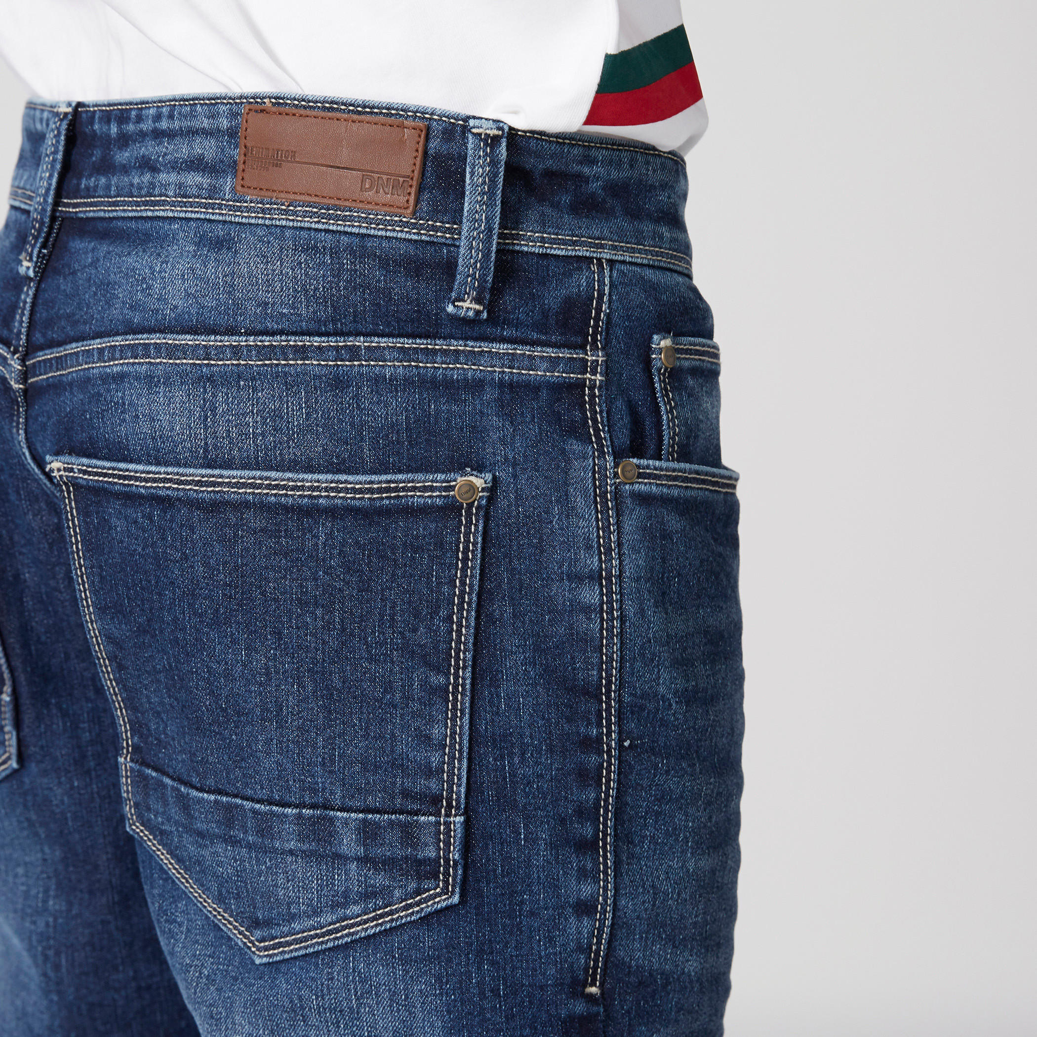 بنطال جينز طويل بزر إغلاق وجيوب-men-clothing-bottoms-jeans-image-4