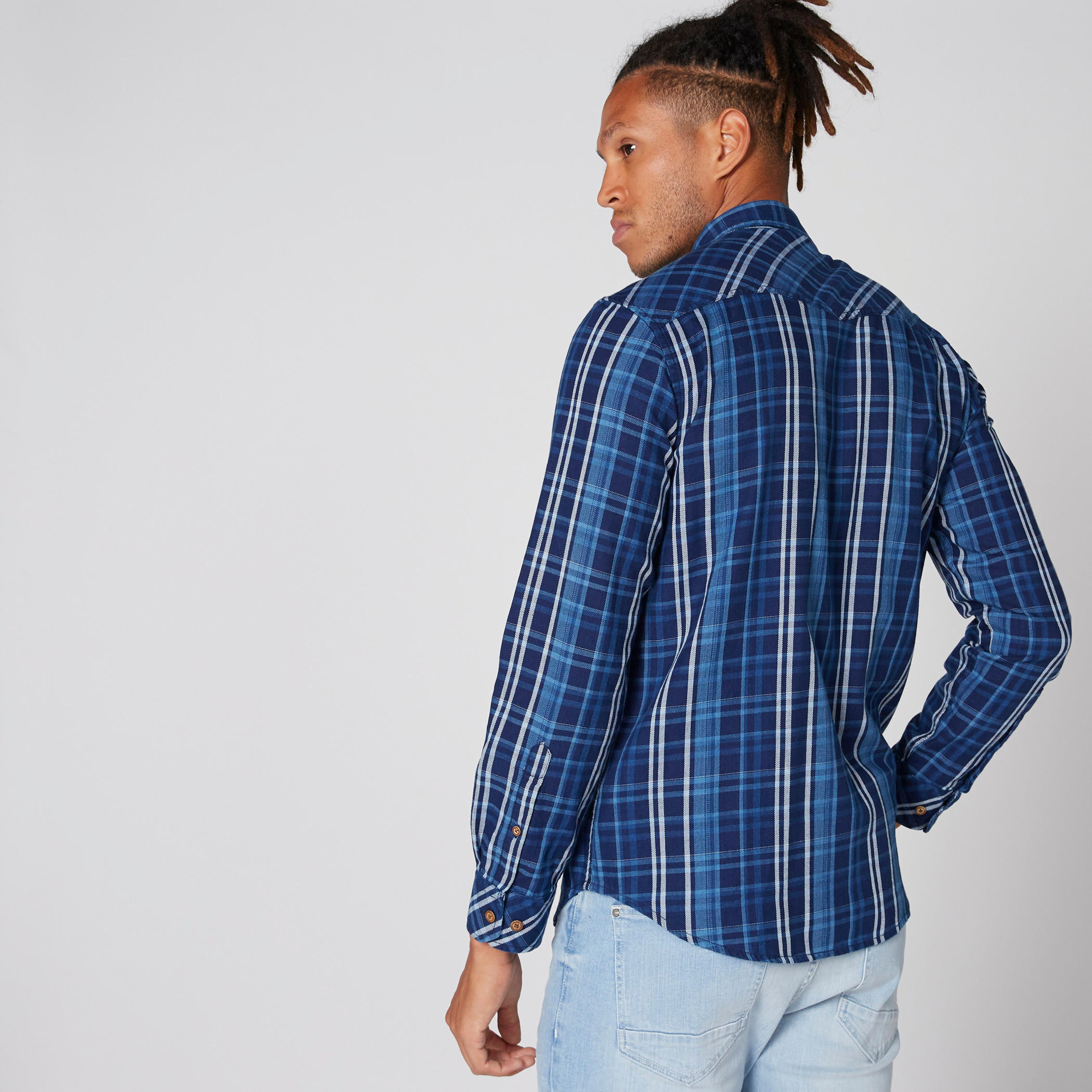 قميص كاروهات بأكمام طويلة وأزرار-men-clothing-shirts-image-3