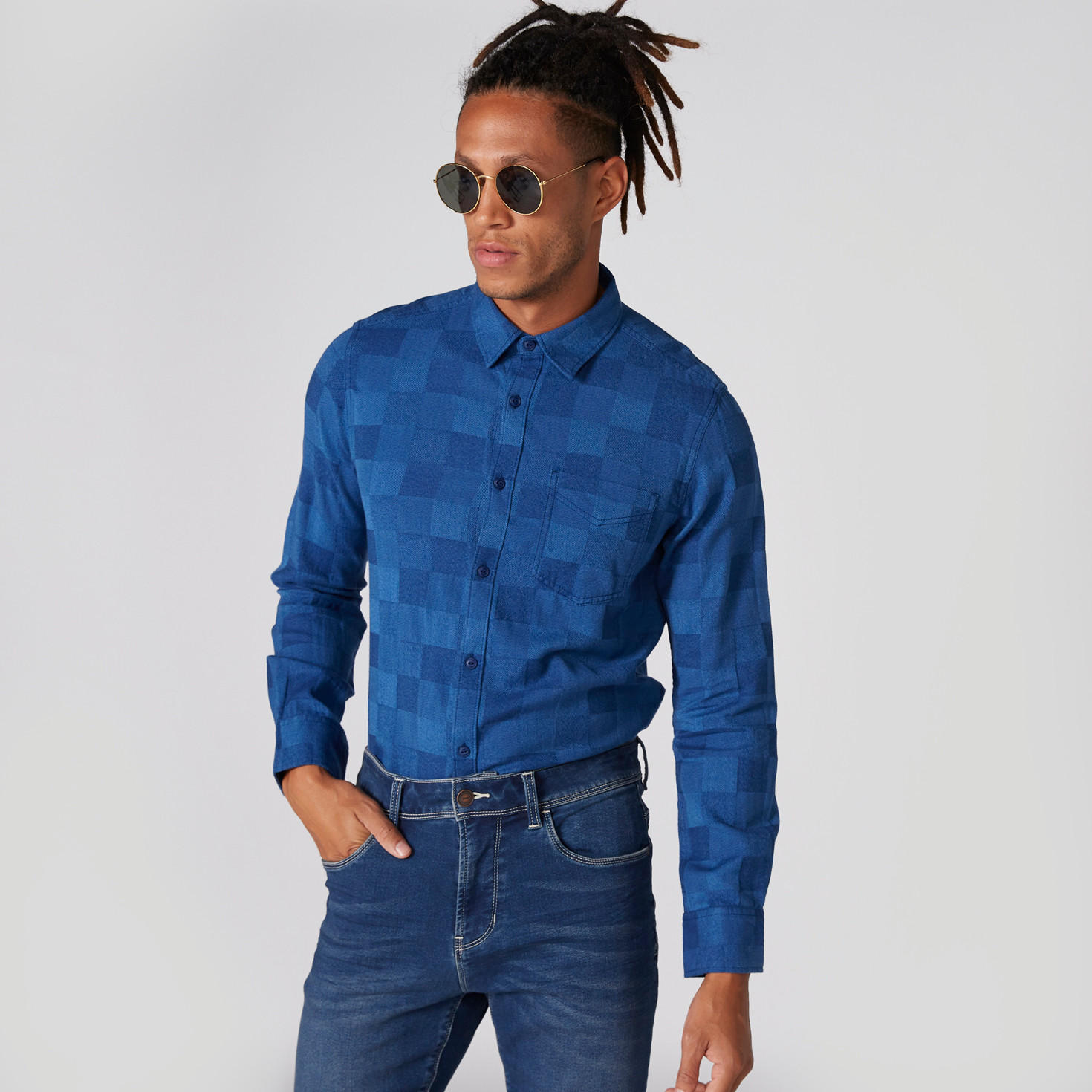 قميص كاروهات بأكمام طويلة وأزرار-men-clothing-shirts-image-1