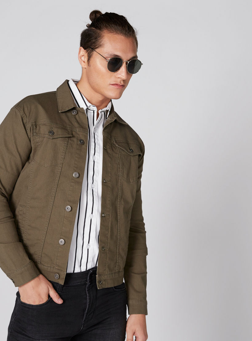 جاكيت من الدينم بأكمام طويلة وأزرار للإغلاق-men-clothing-jacketsandblazers-jackets-image-1