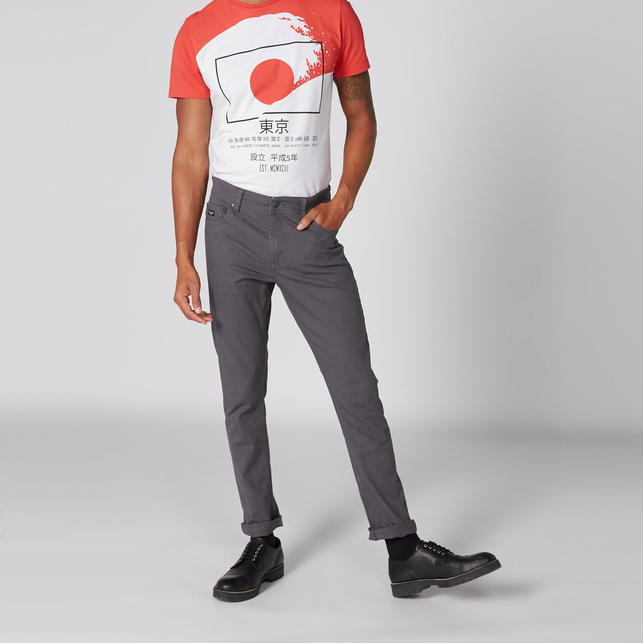 بنطال جينز طويل بزر إغلاق وجيوب-men-clothing-bottoms-jeans-image-1