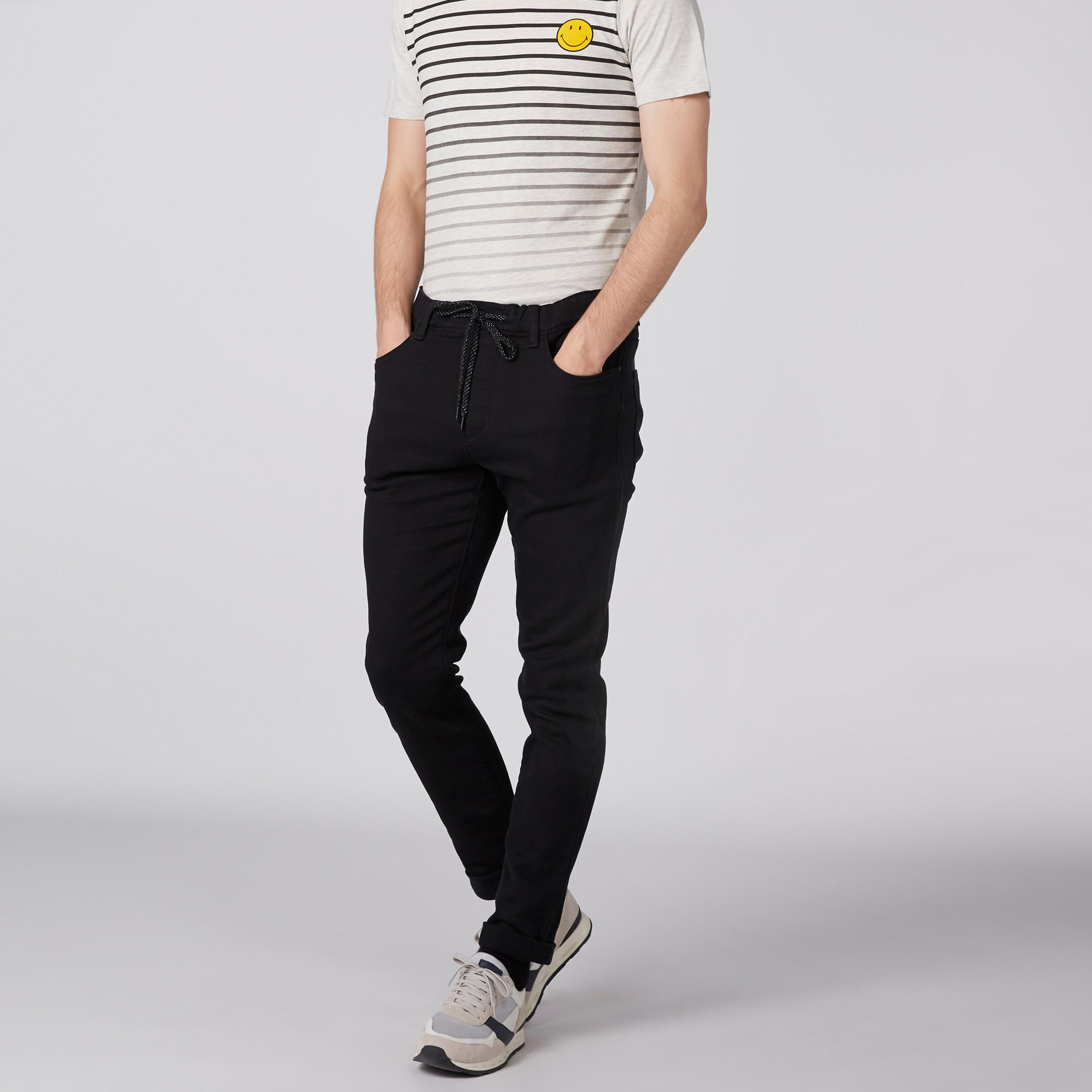بنطال جينز طويل برباط وجيوب-men-clothing-bottoms-jeans-image-2