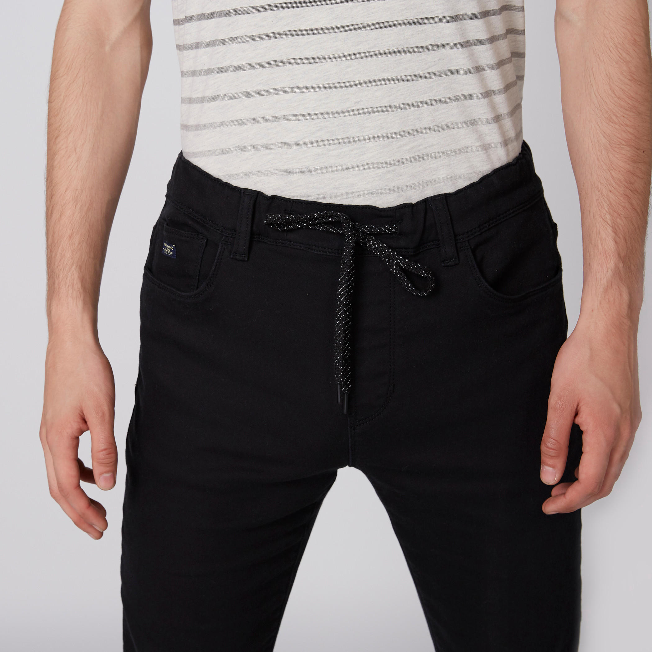 بنطال جينز طويل برباط وجيوب-men-clothing-bottoms-jeans-image-3