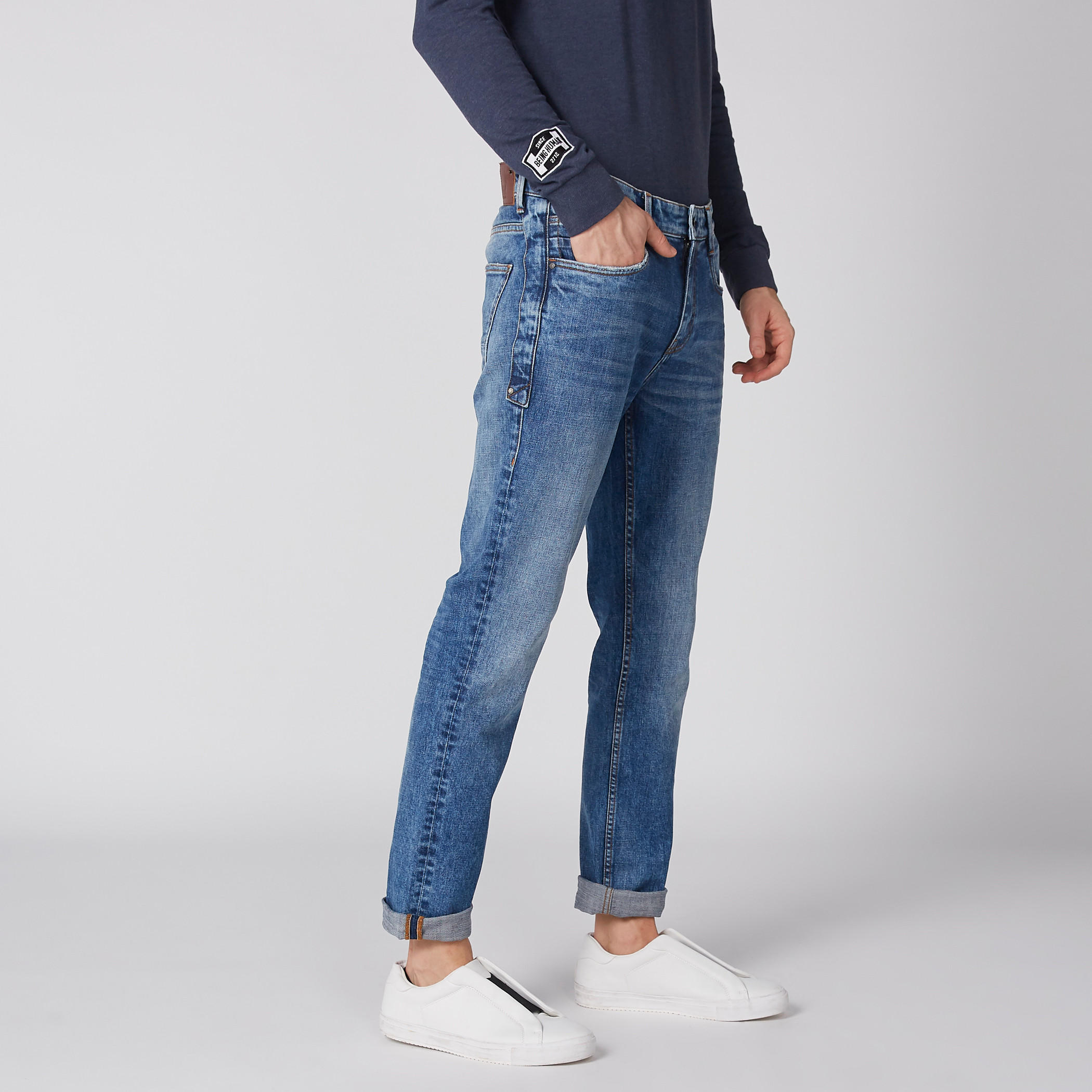 بنطال جينز طويل بزر إغلاق وجيوب-men-clothing-bottoms-jeans-image-4