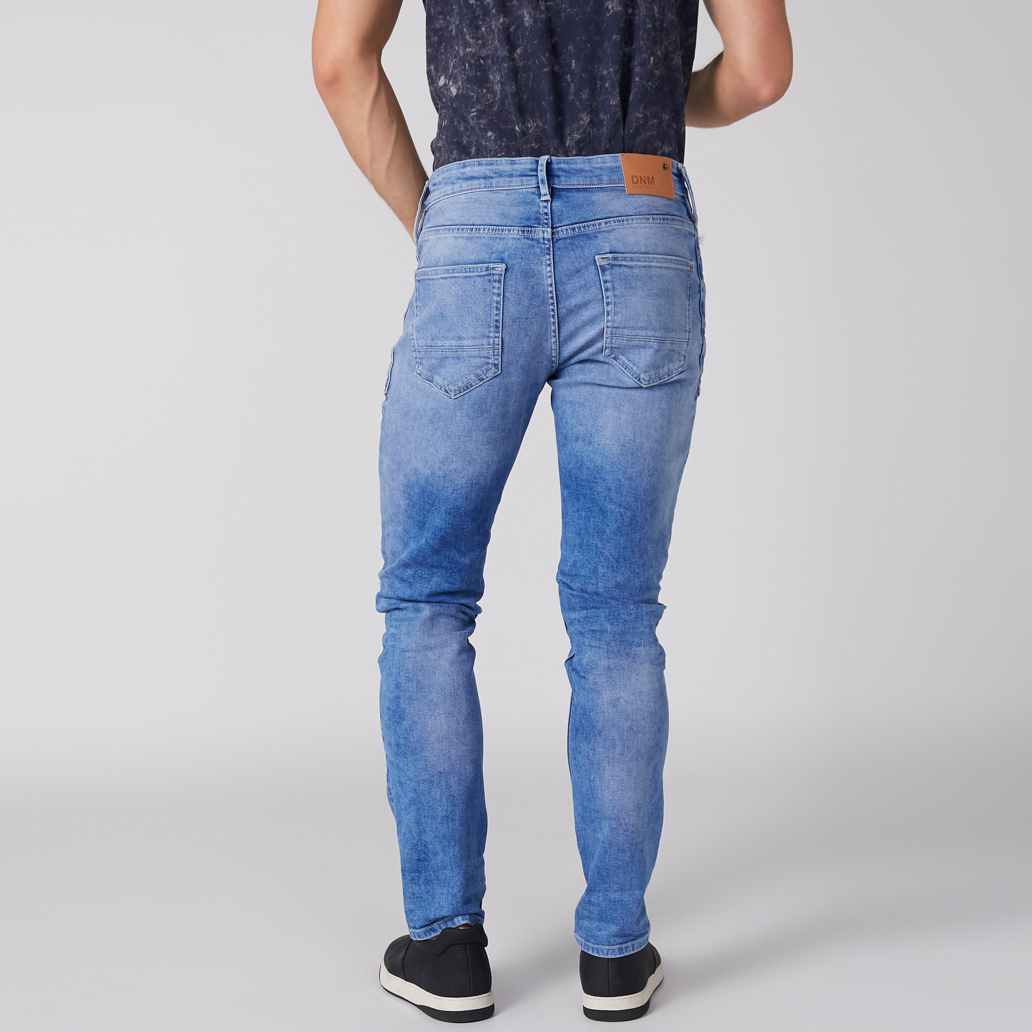 بنطال جينز طويل بزر إغلاق وجيوب-men-clothing-bottoms-jeans-image-4