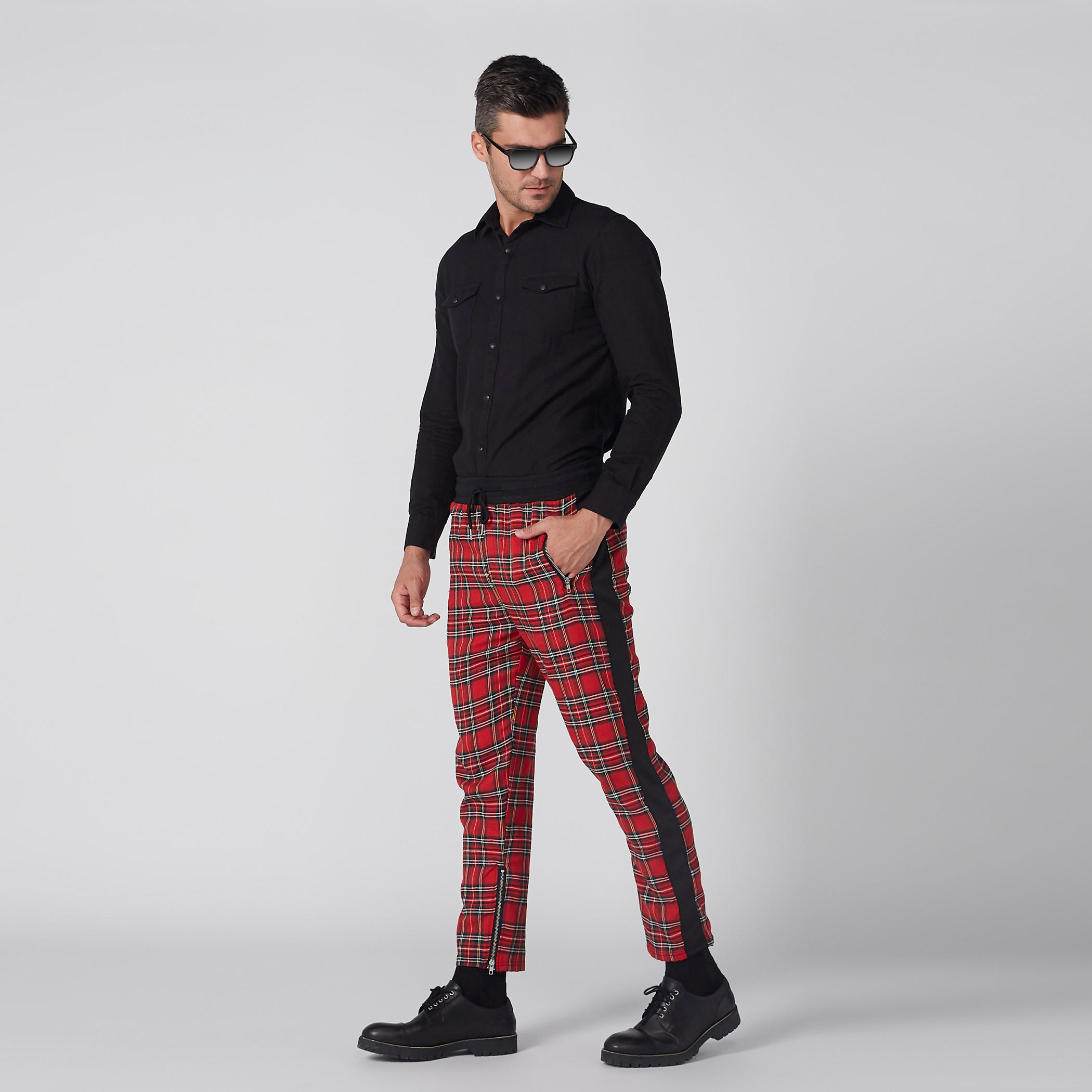 Collared Long Sleeves Shirt with Pocket Detail and Complete Placket-men-clothing-shirts-image-3