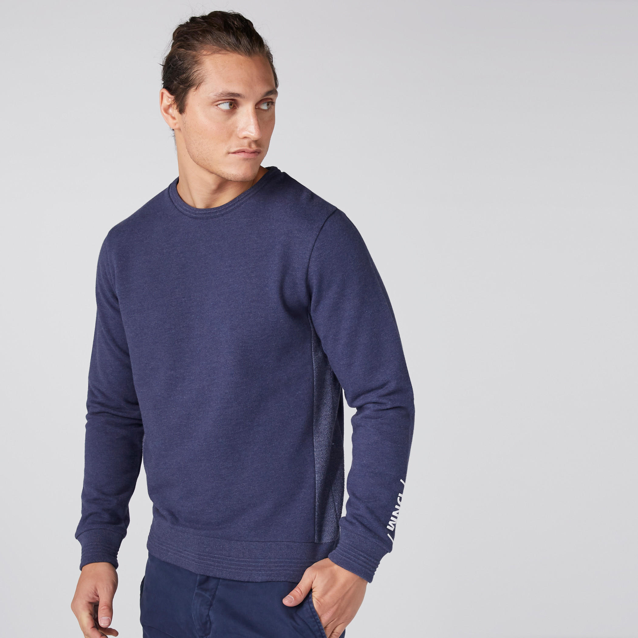 سويت شيرت مطبوع بياقة مستديرة وأكمام طويلة-men-winterwear-hoodiesandsweatshirts-image-4