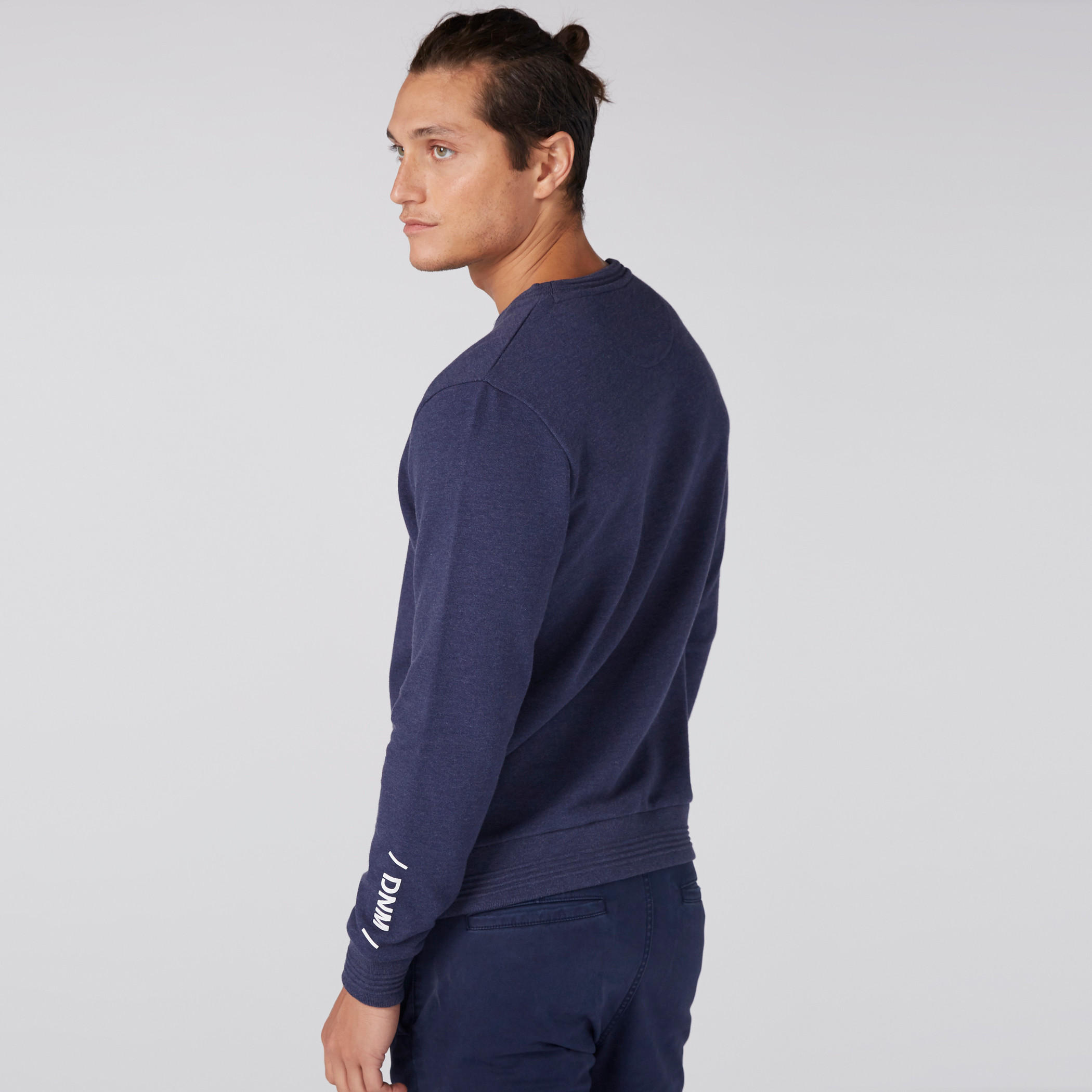 سويت شيرت مطبوع بياقة مستديرة وأكمام طويلة-men-winterwear-hoodiesandsweatshirts-image-5