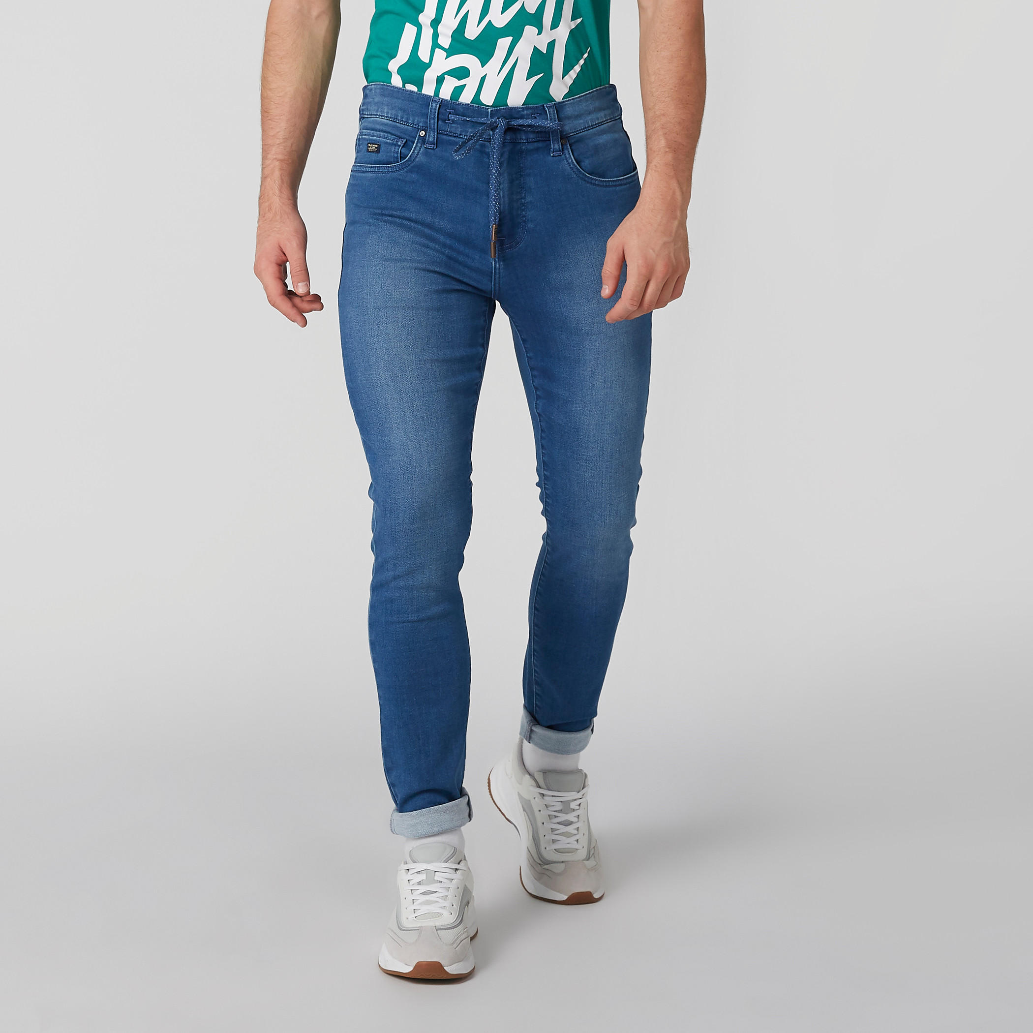 بنطال جينز طويل بجيوب ورباط-men-clothing-bottoms-jeans-image-2