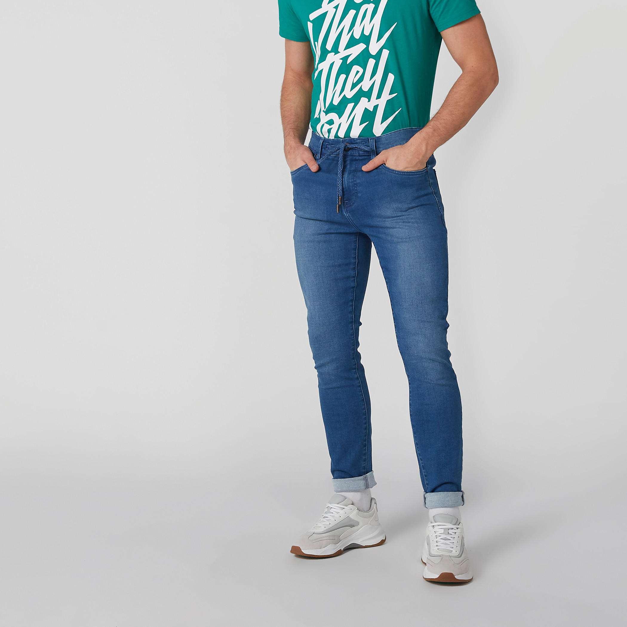 بنطال جينز طويل بجيوب ورباط-men-clothing-bottoms-jeans-image-6