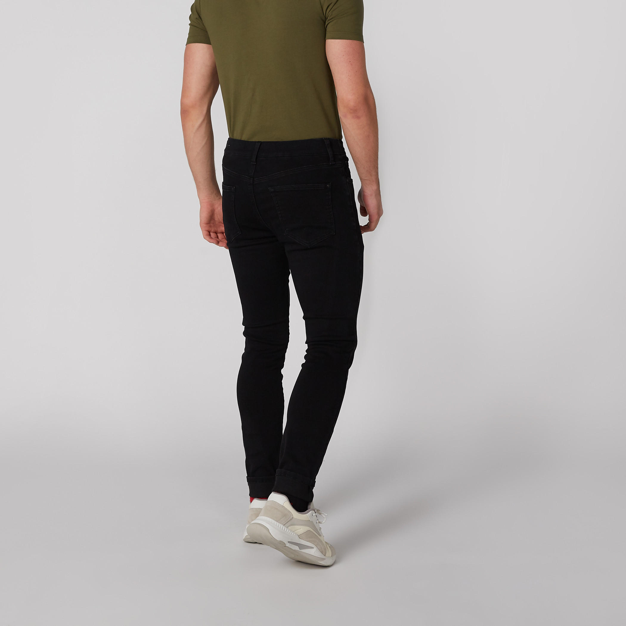 بنطال جينز سكيني بخصر منخفض وجيوب ورباط-men-clothing-bottoms-jeans-image-3