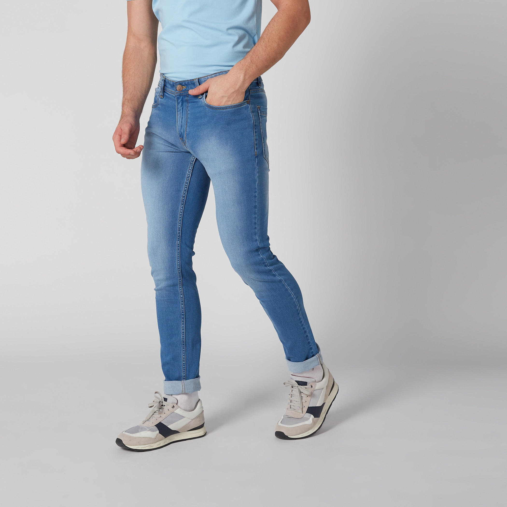Low-Rise Jeans in Skinny Fit with Pocket Detail-men-clothing-bottoms-jeans-image-1