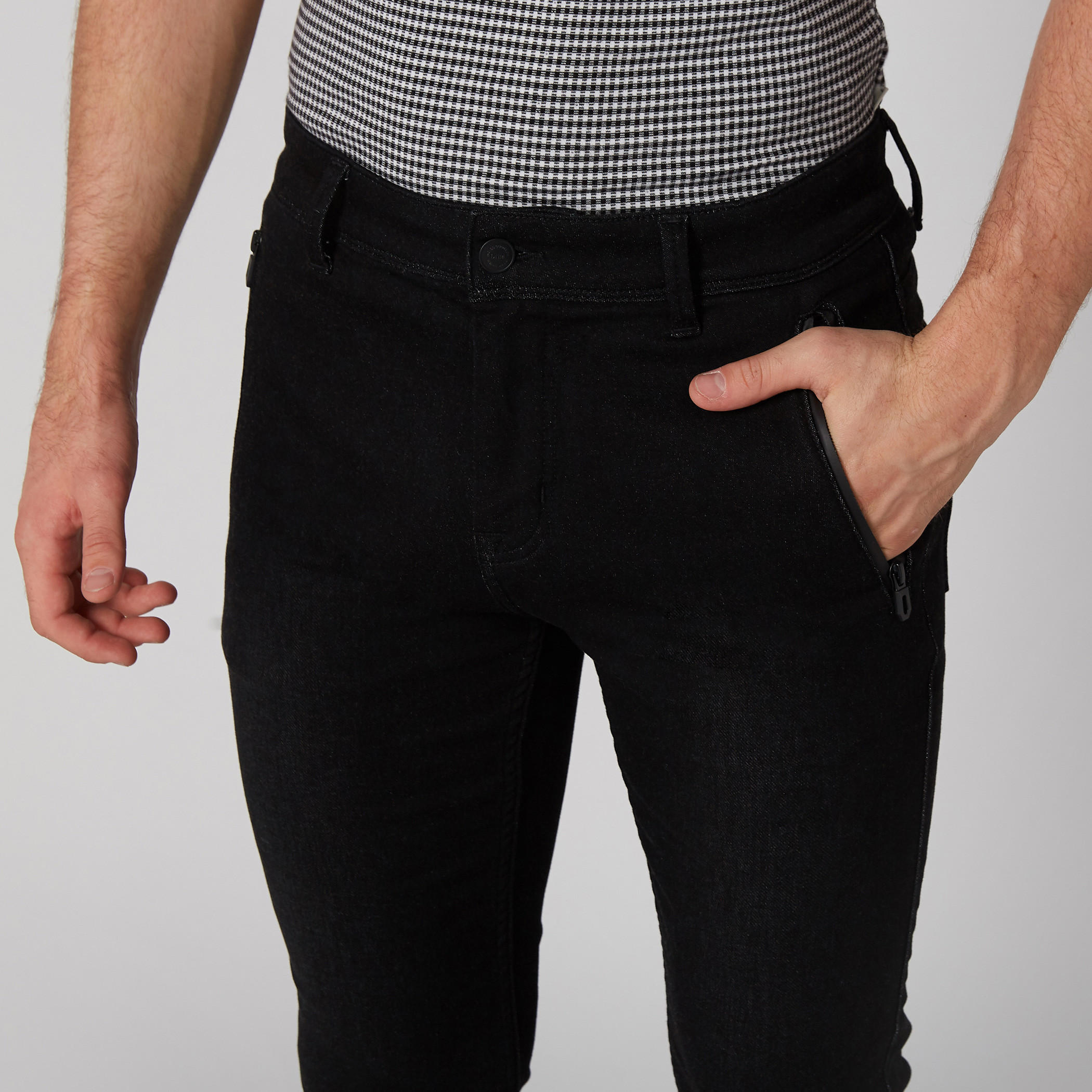 بنطال جينز طويل بزرّ إغلاق وجيوب-men-clothing-bottoms-jeans-image-3