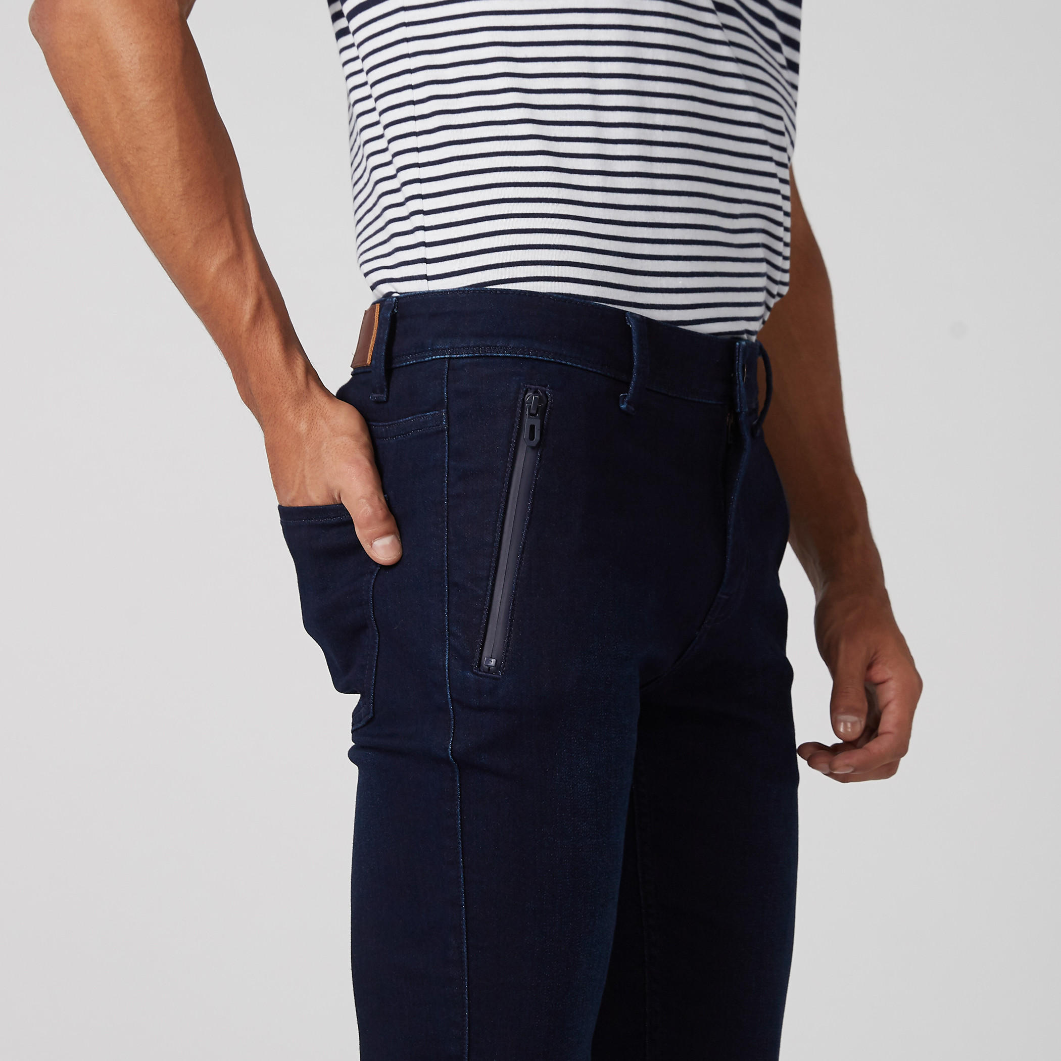 بنطال جينز سكيني بجيوب-men-clothing-bottoms-jeans-image-2
