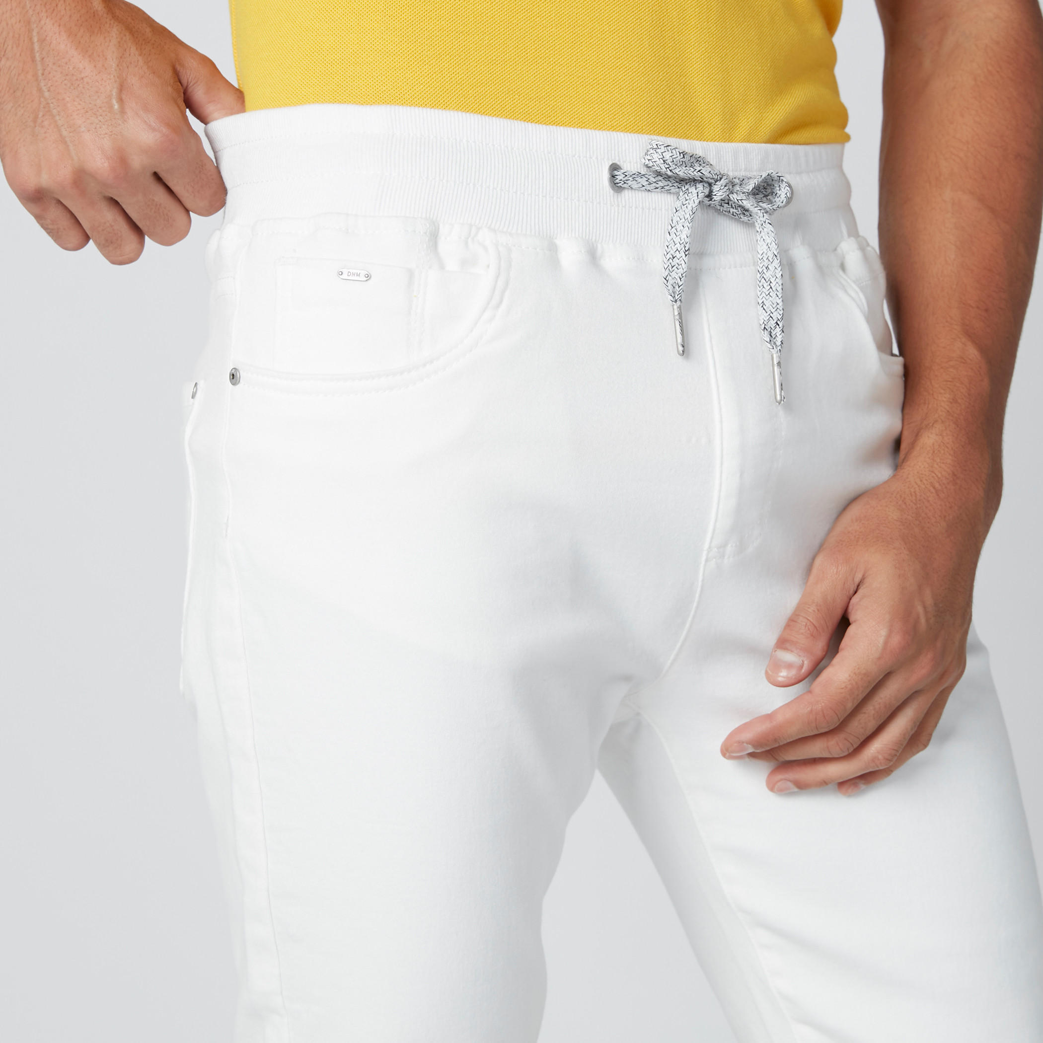 Pocket Detail Shorts in Skinny Fit with Elasticised Waistband-men-clothing-bottoms-shorts-image-4