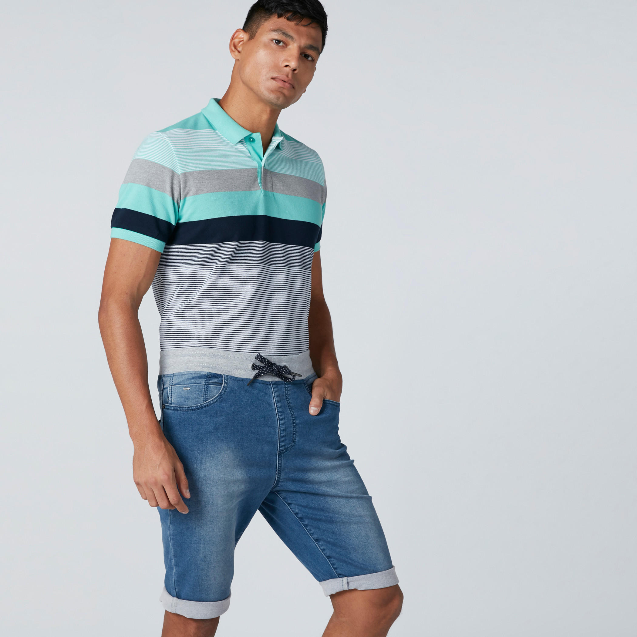 شورت بتزيينات وجيوب ورباط-men-clothing-bottoms-shorts-image-4