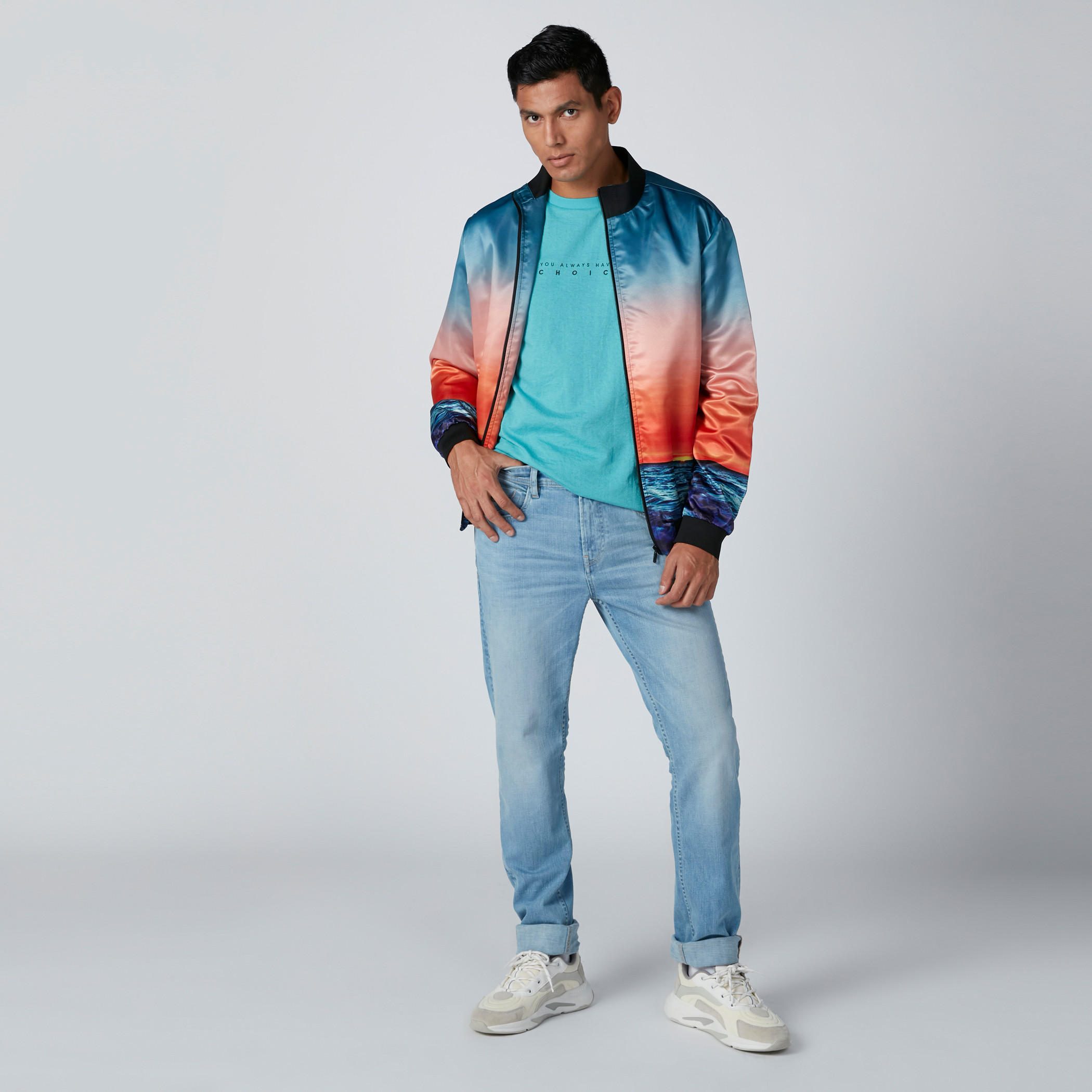 بنطال جينز سكيني بخصر منخفض وجيوب-men-clothing-bottoms-jeans-image-1