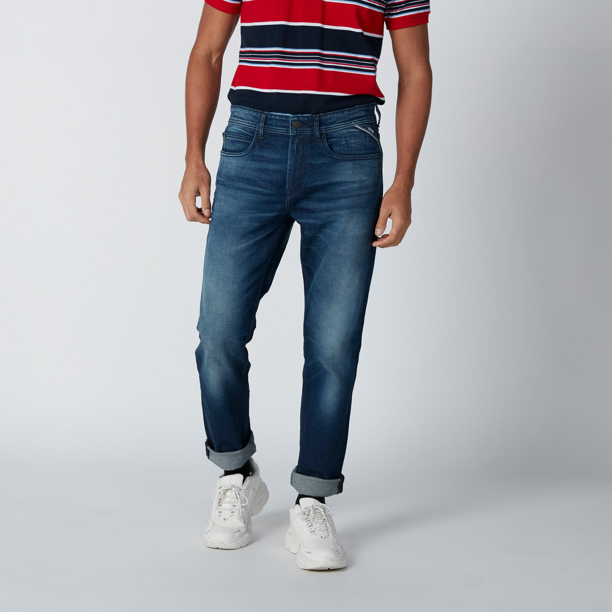 بنطال جينز سكيني بخصر منخفض وجيوب-men-clothing-bottoms-jeans-image-1
