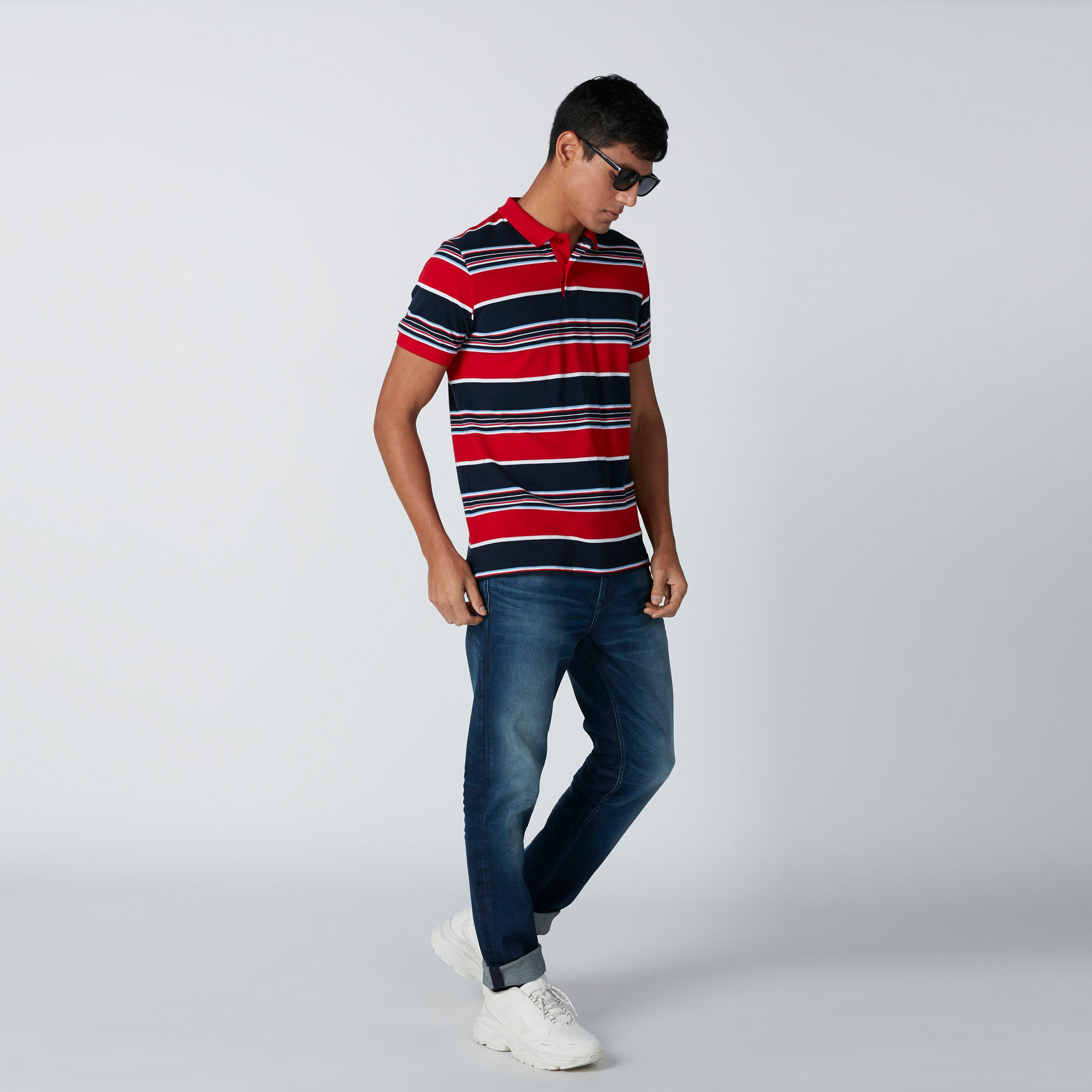 بنطال جينز سكيني بخصر منخفض وجيوب-men-clothing-bottoms-jeans-image-3