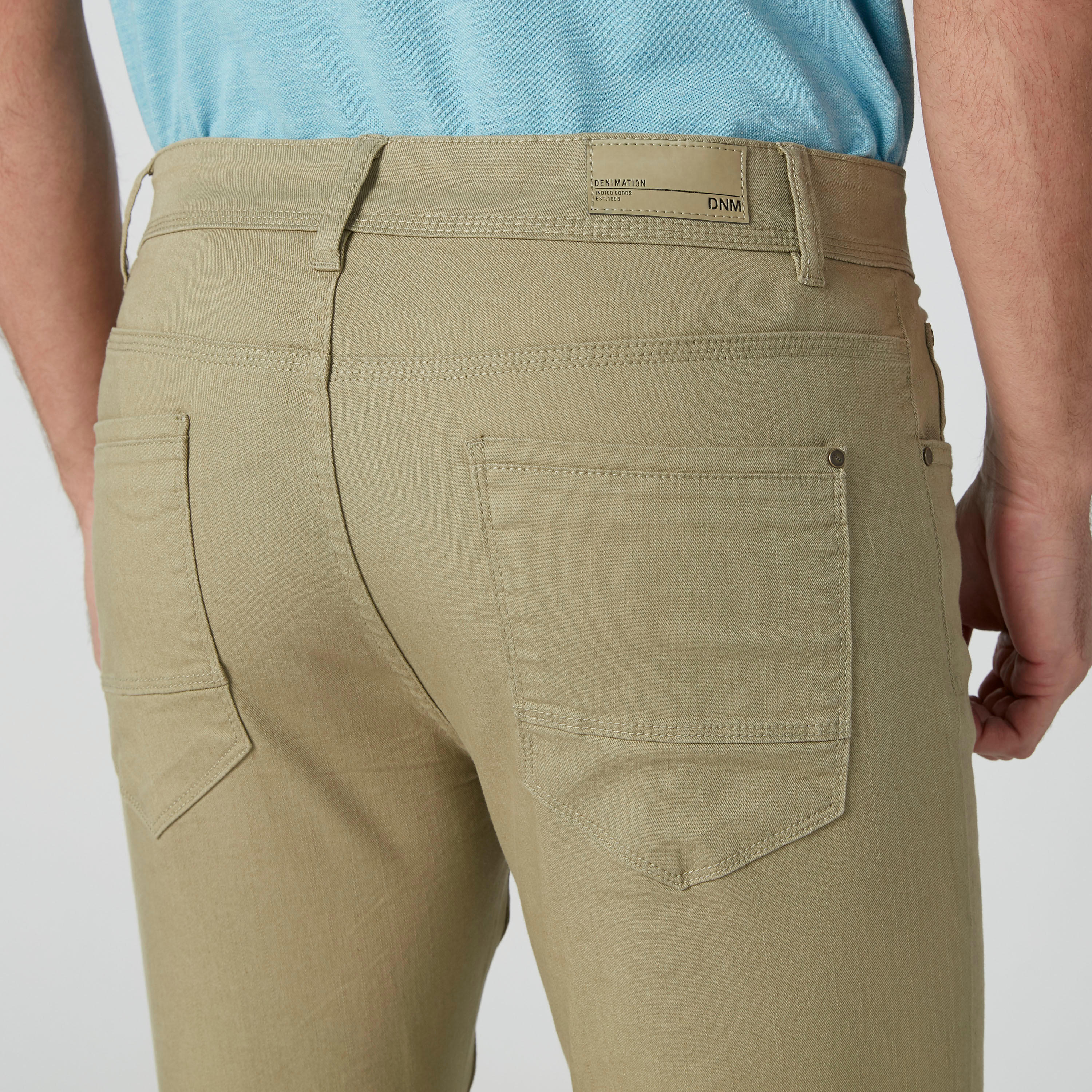 شورت مستدام بخصر منخفض وجيوب-men-clothing-bottoms-shorts-image-6