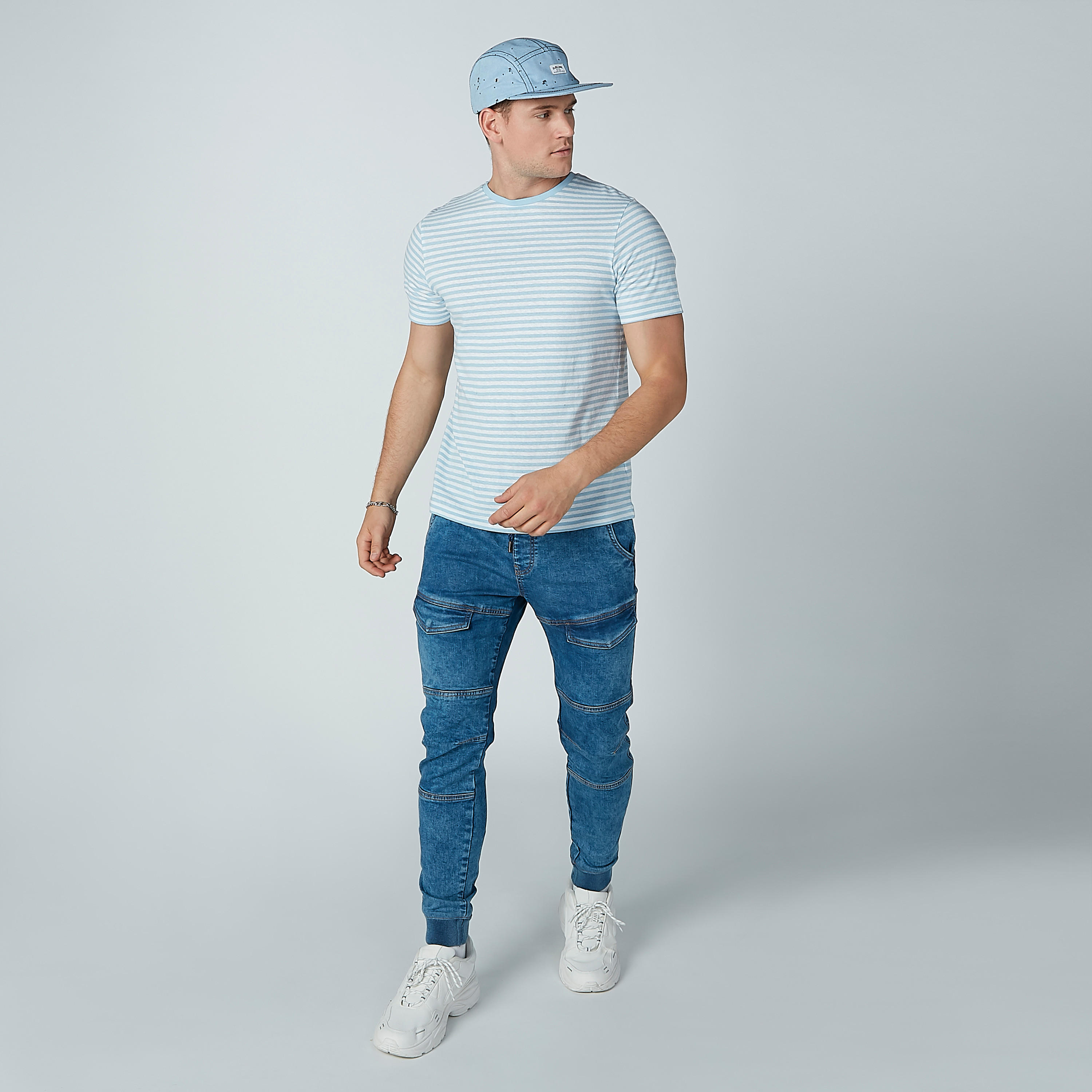 بنطال رياضي بأساور ضيّقة ورباط وجيوب-men-clothing-bottoms-joggers-image-3