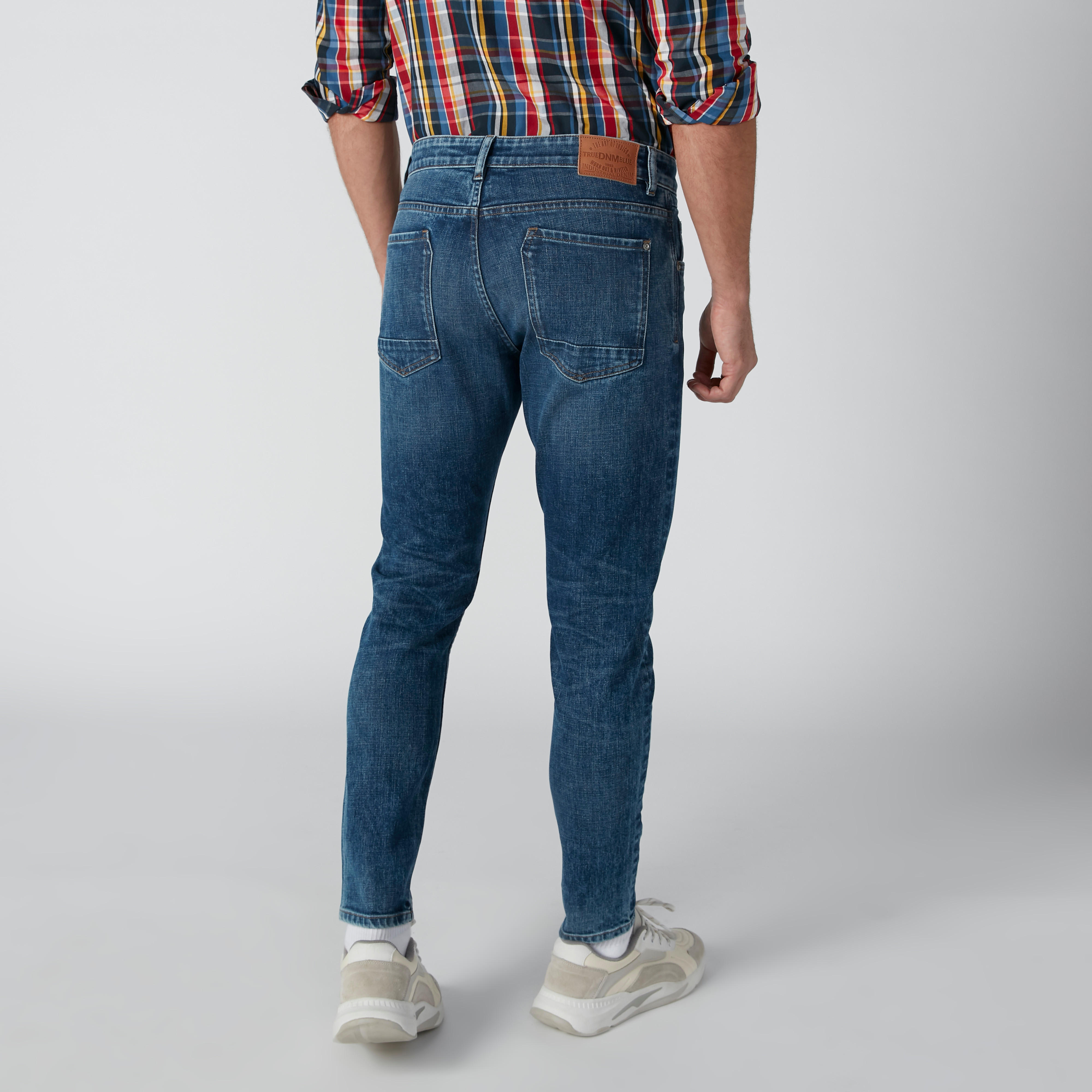 بنطال جينز سليم فيت طويل بجيوب-men-clothing-bottoms-jeans-image-4