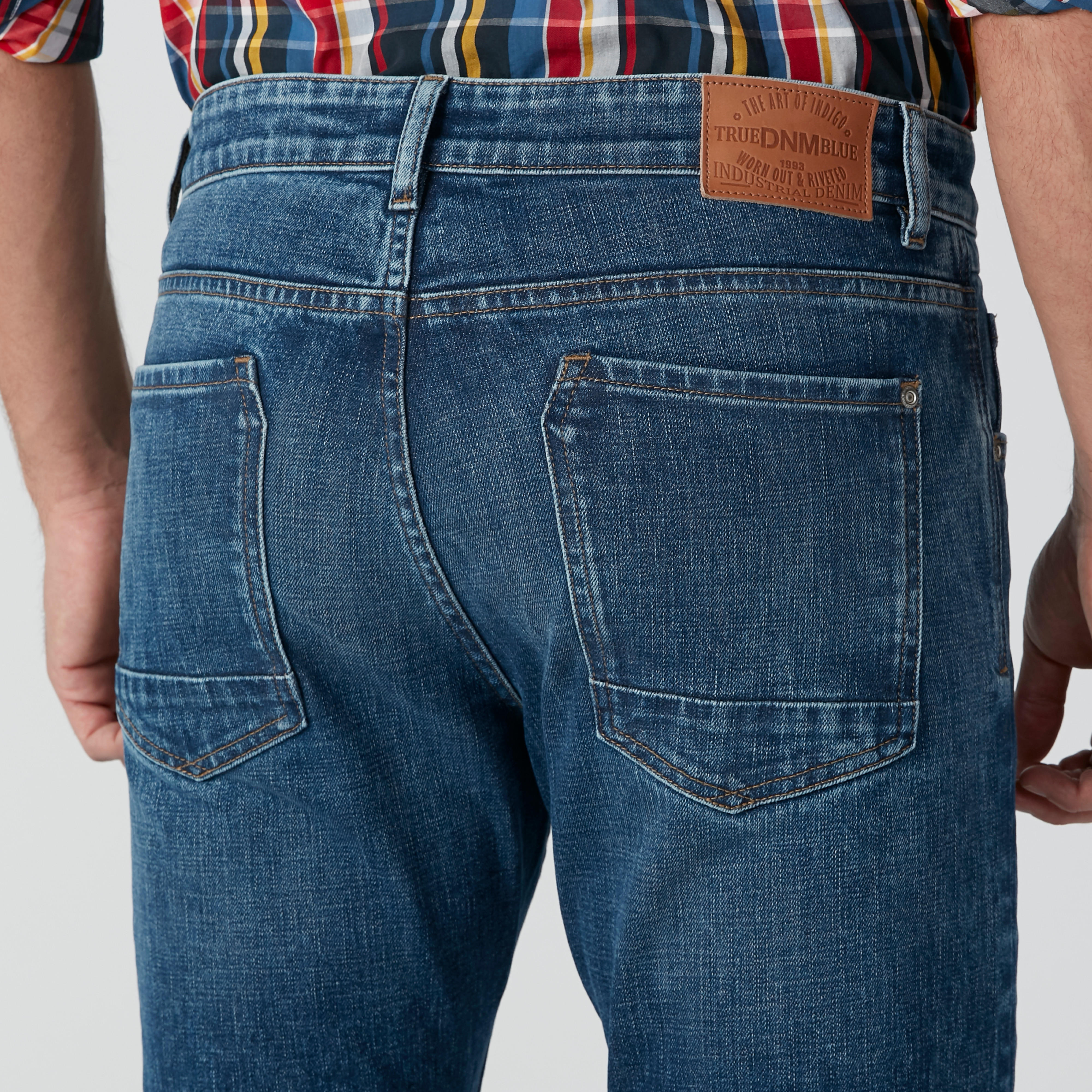 بنطال جينز سليم فيت طويل بجيوب-men-clothing-bottoms-jeans-image-5