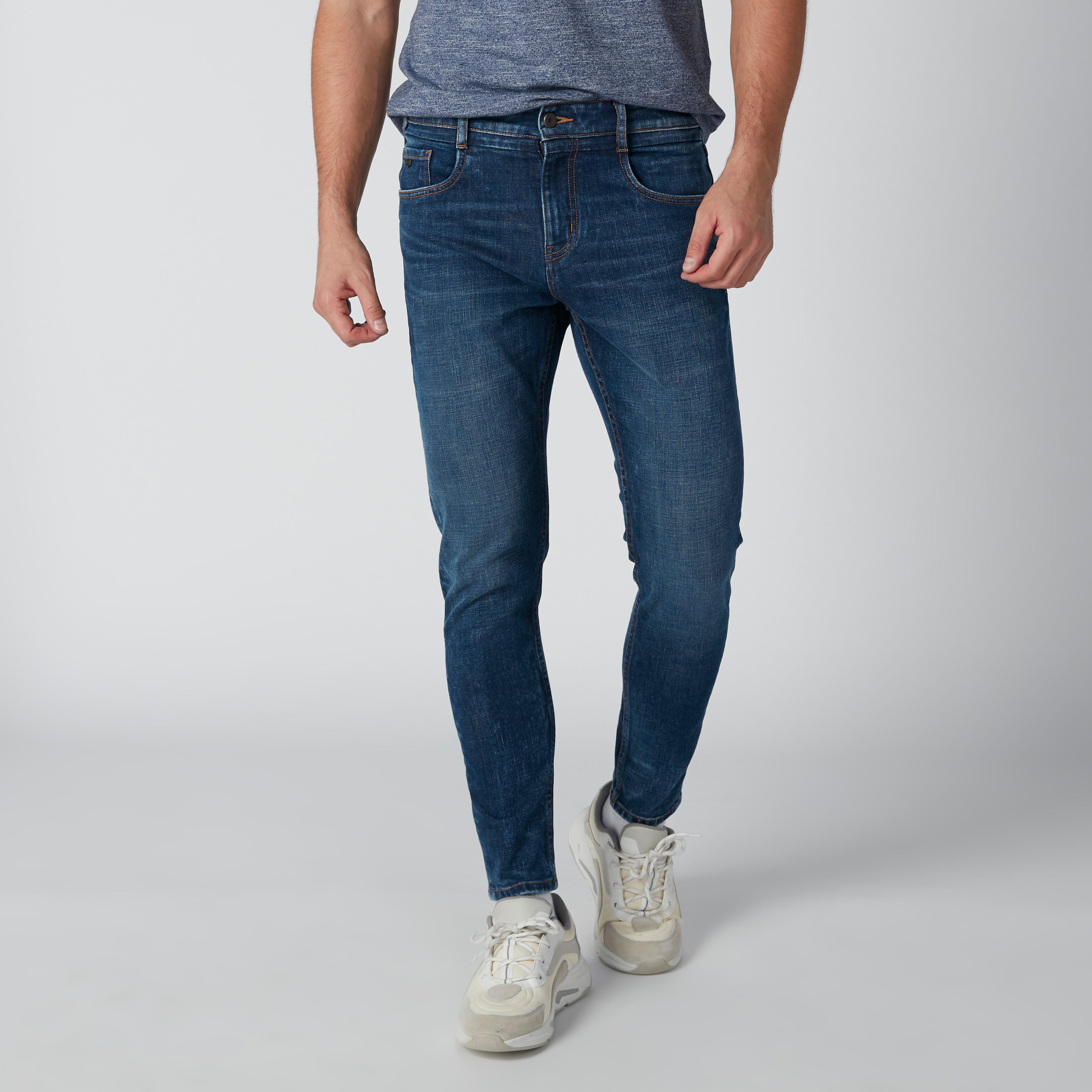 بنطال جينز طويل بقصة عاديّة وجيوب-men-clothing-bottoms-jeans-image-2