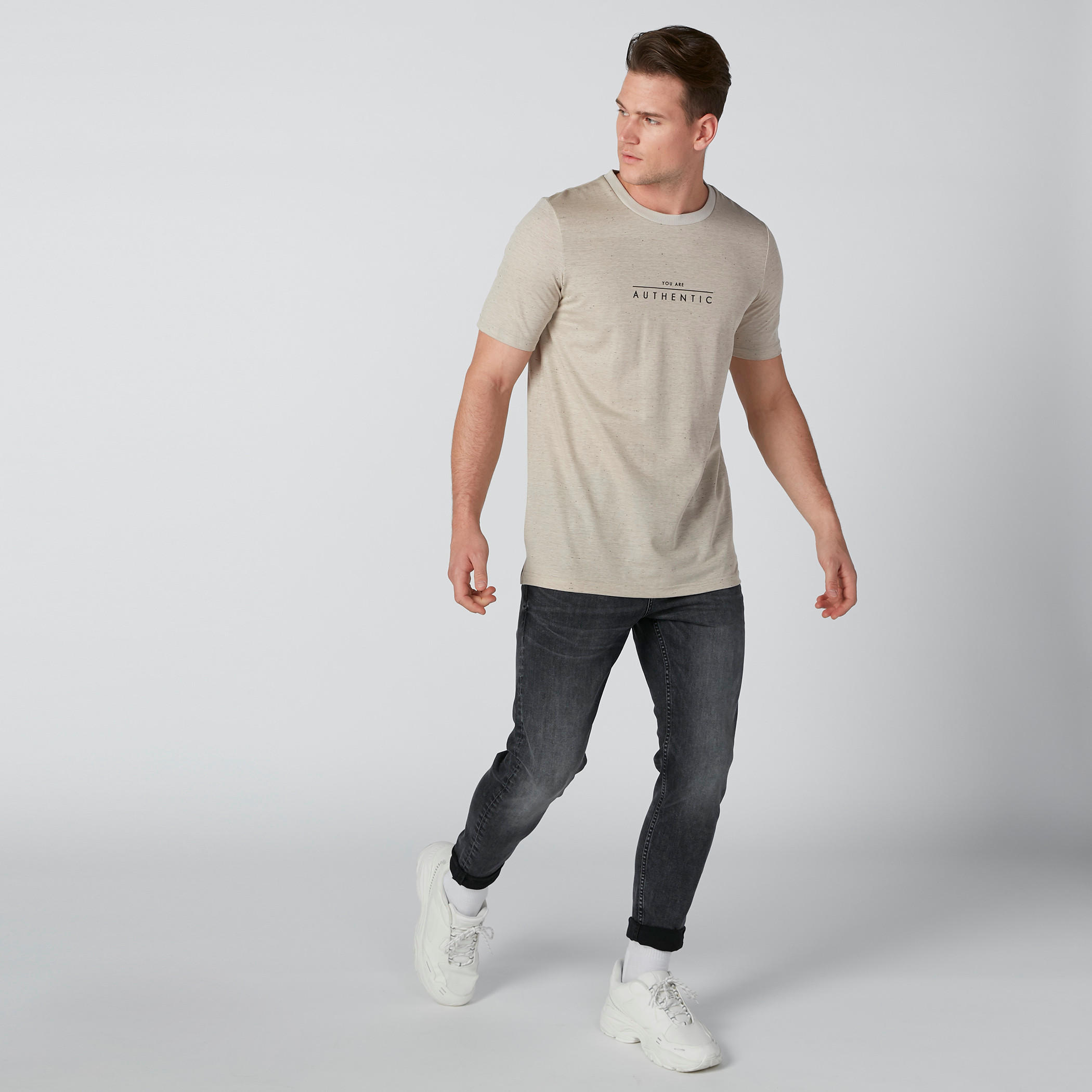 بنطال جينز طويل بقصّة سكيني بجيوب وحلقات للحزام-men-clothing-bottoms-jeans-image-1