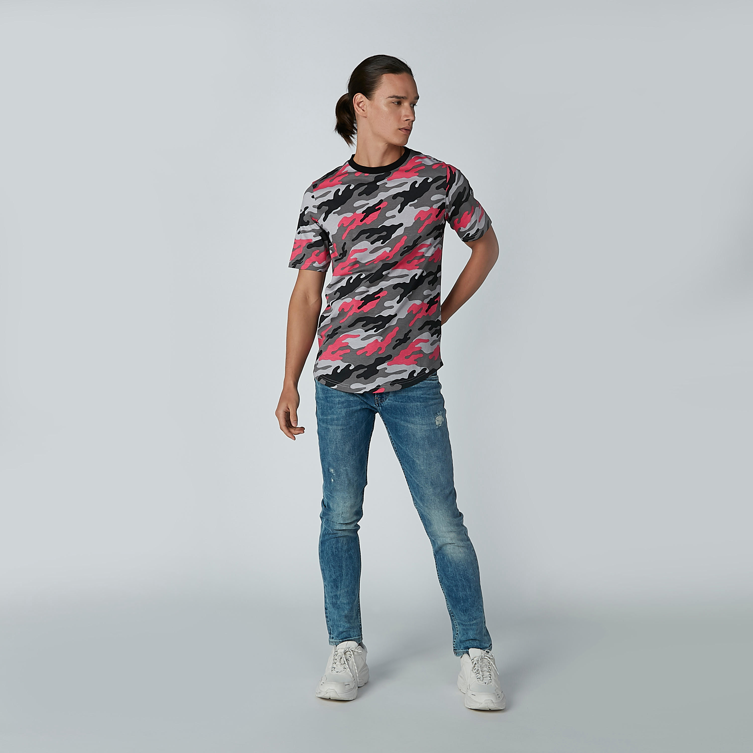 بنطال جينز ممزق بجيوب-men-clothing-bottoms-jeans-image-2