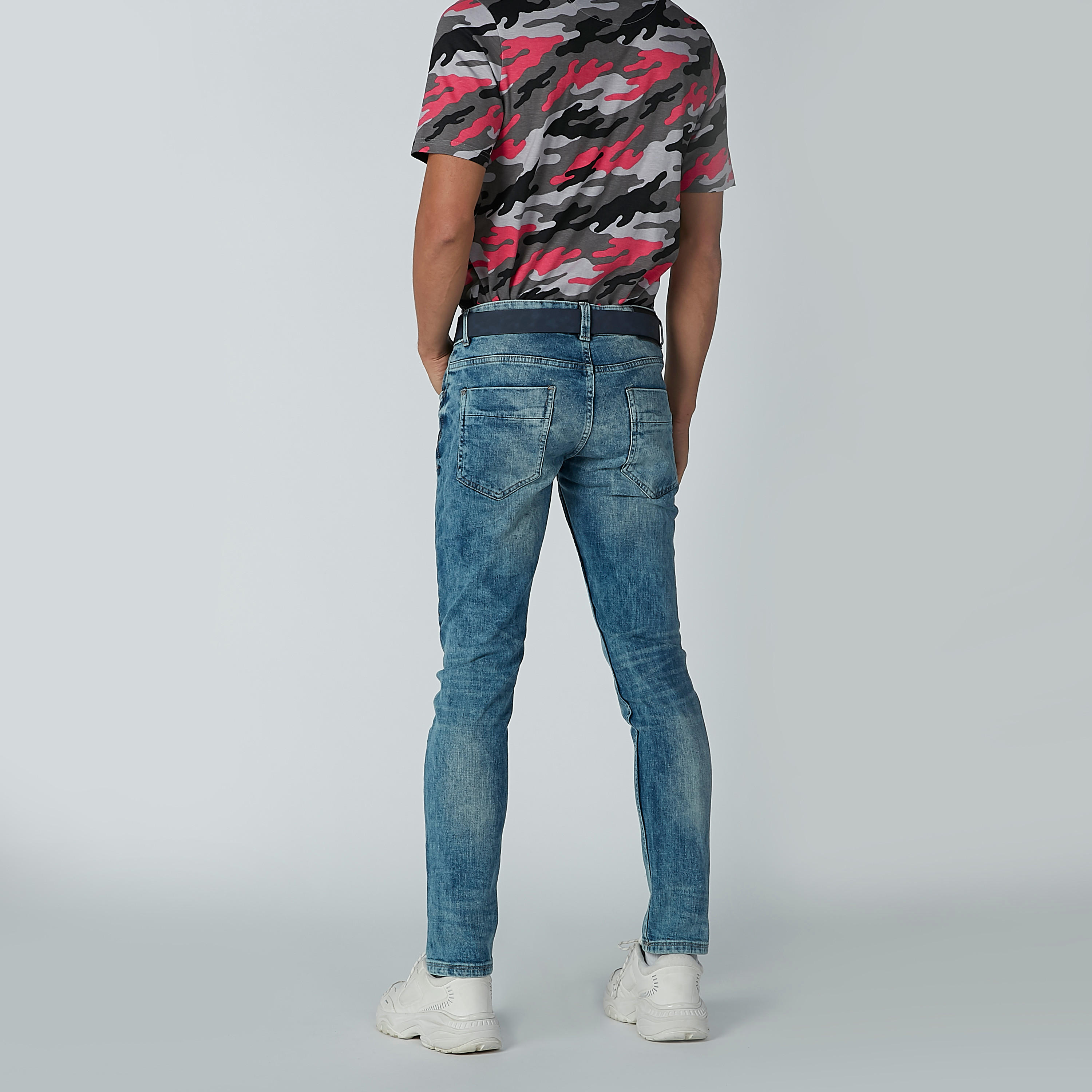 بنطال جينز ممزق بجيوب-men-clothing-bottoms-jeans-image-4
