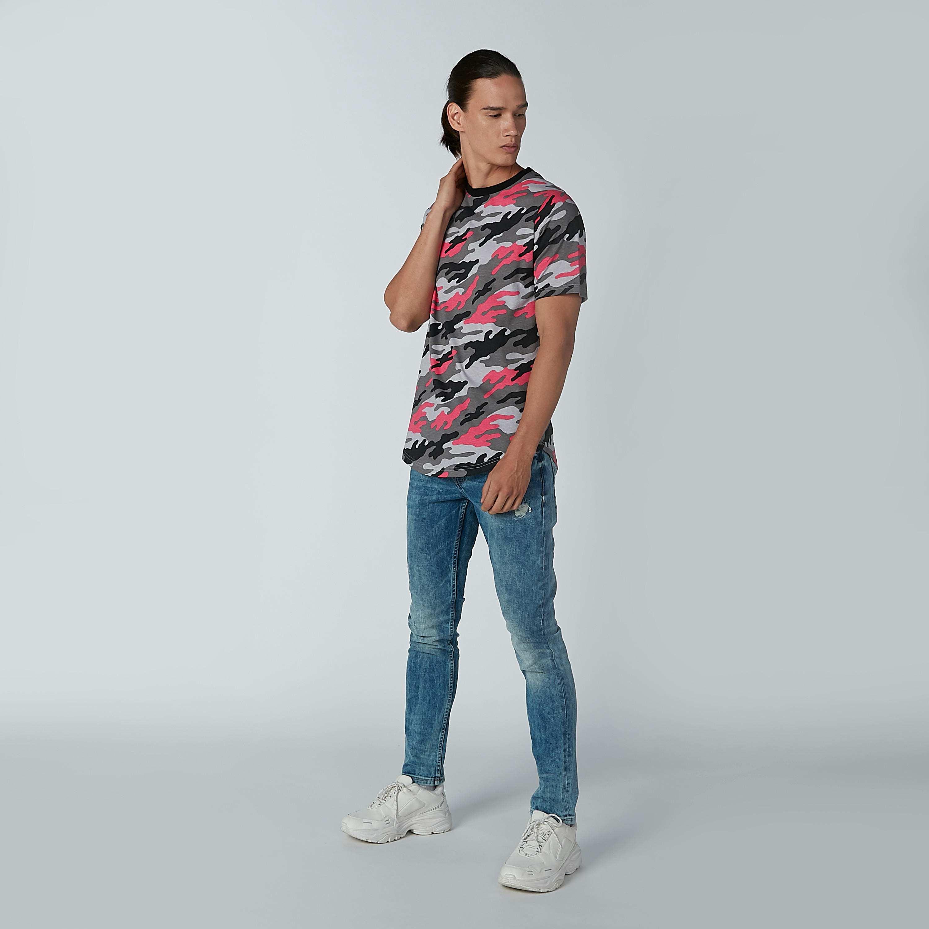 بنطال جينز ممزق بجيوب-men-clothing-bottoms-jeans-image-6